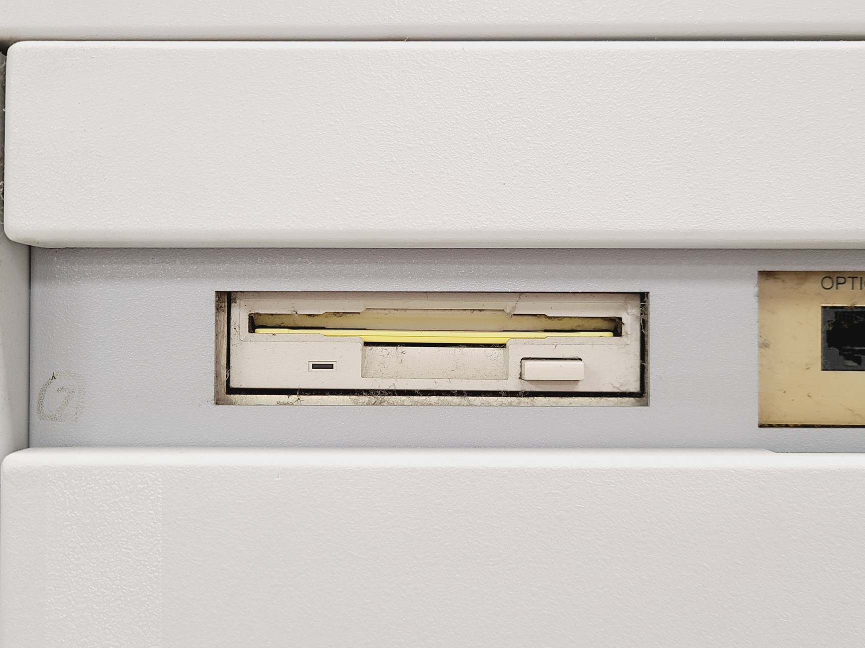 Image of PerSeptive Biosystems Pioneer Peptide Synthesis System