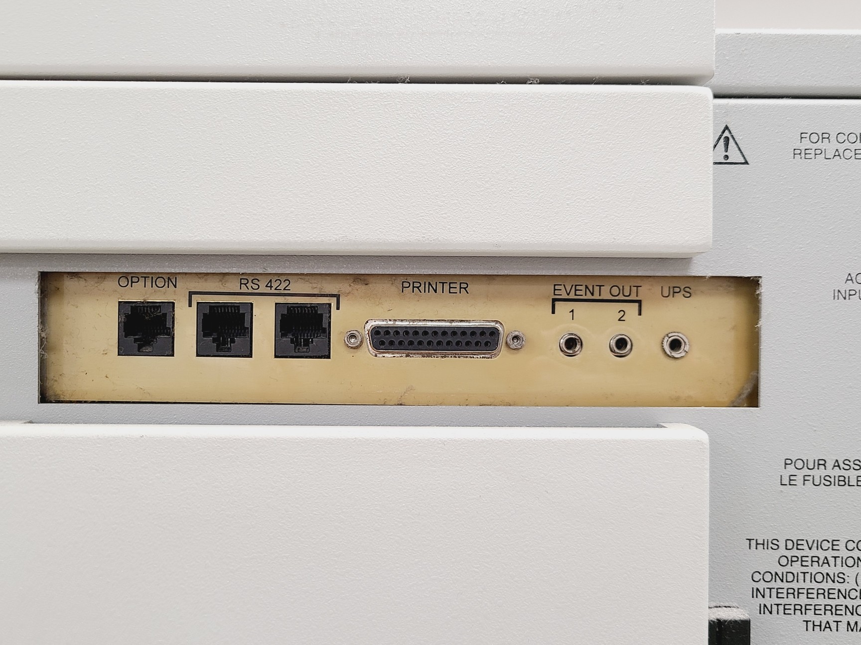 Image of PerSeptive Biosystems Pioneer Peptide Synthesis System