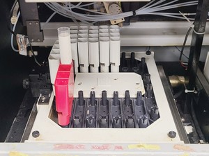 Thumbnail image of PerSeptive Biosystems Pioneer Peptide Synthesis System
