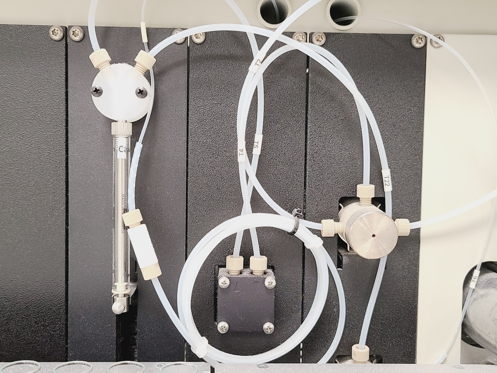 Image of Waters Sample Manager HPLC System with Pumps, Detector & Autosampler