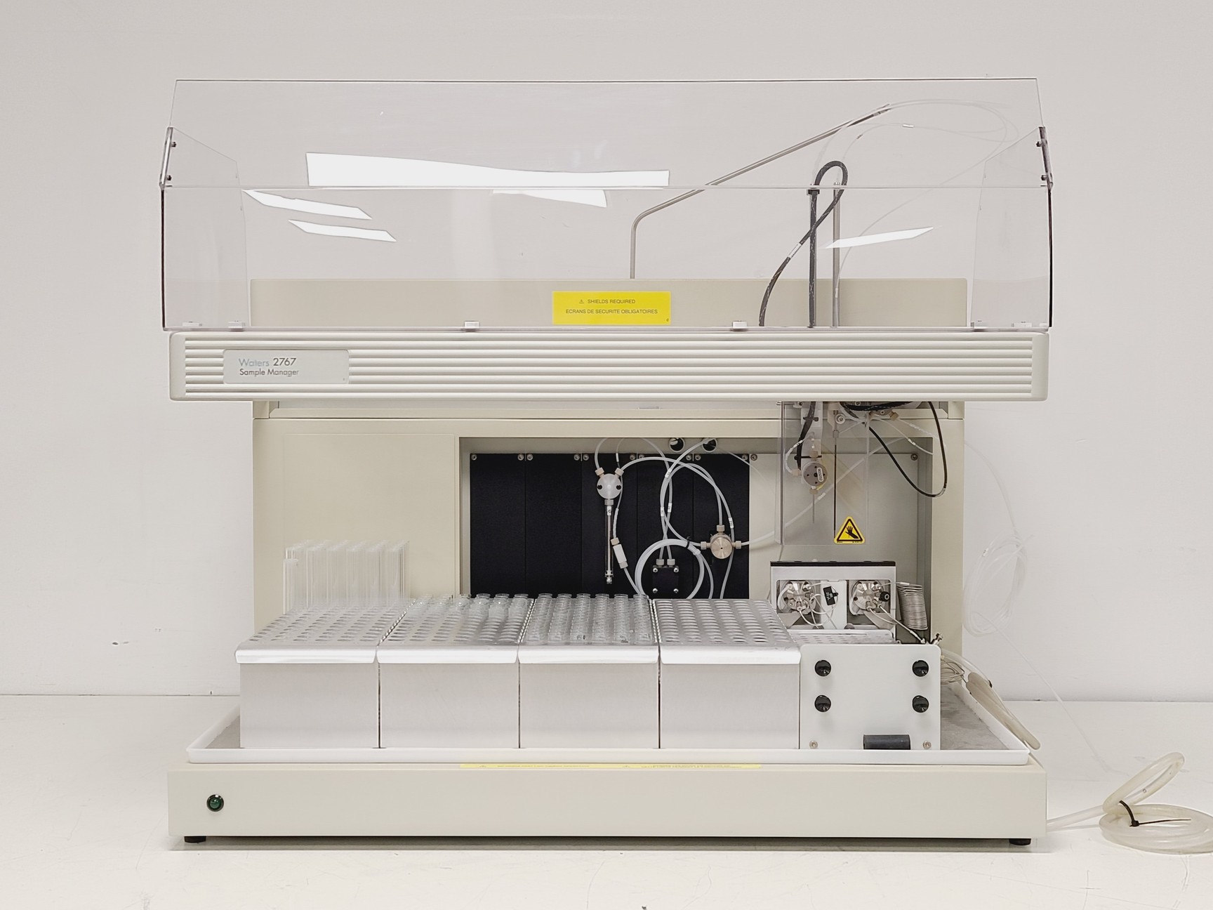 Image of Waters Sample Manager HPLC System with Pumps, Detector & Autosampler