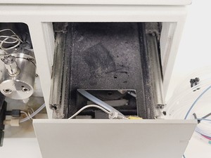 Thumbnail image of Waters Sample Manager HPLC System with Pumps, Detector & Autosampler