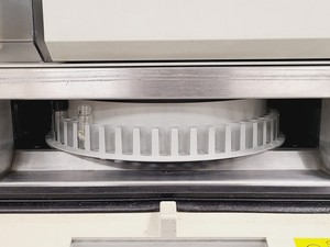 Thumbnail image of Waters Sample Manager HPLC System with Pumps, Detector & Autosampler