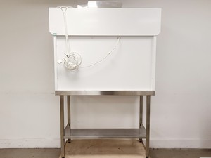 Thumbnail image of Cleanrooms Laminar Flow Hood w/ Stainless Steel Table
