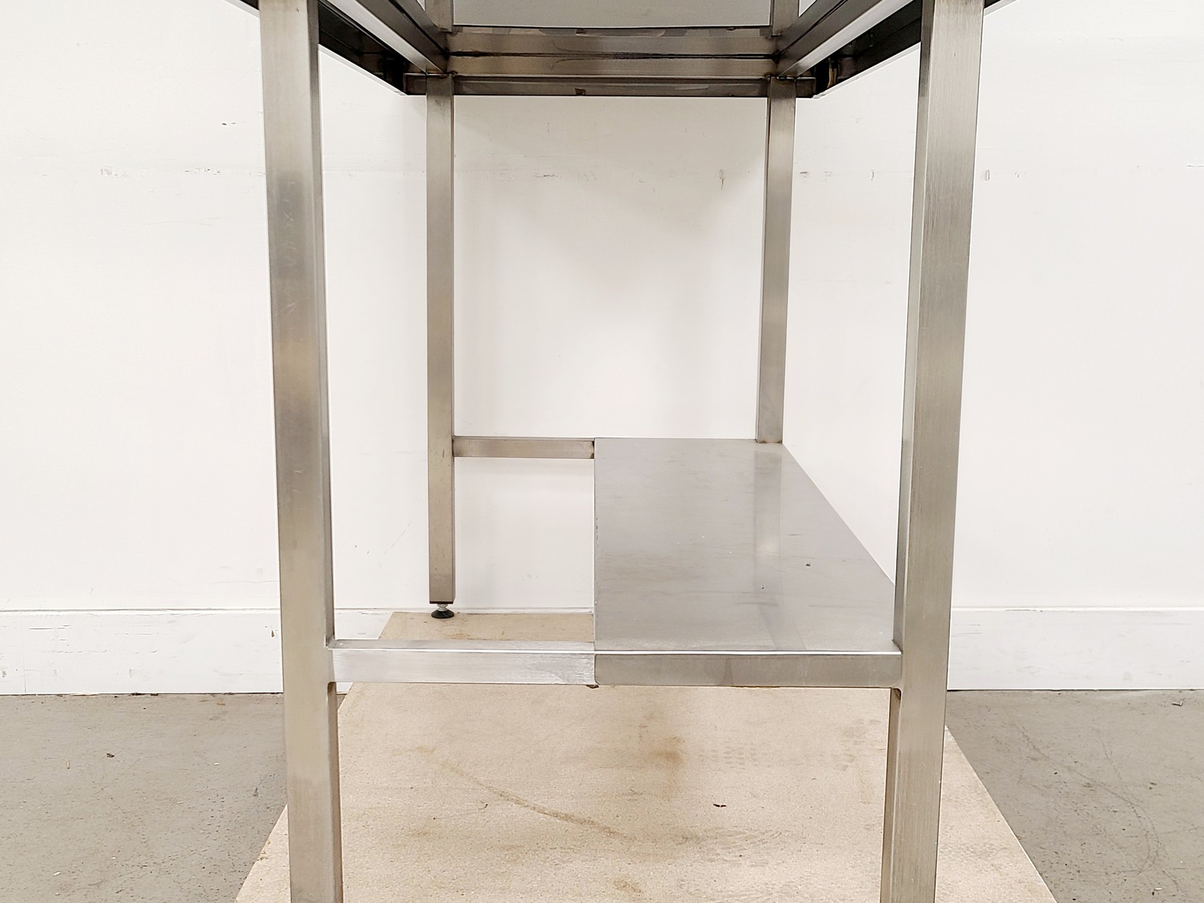 Image of Cleanrooms Laminar Flow Hood w/ Stainless Steel Table