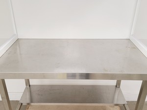 Thumbnail image of Cleanrooms Laminar Flow Hood w/ Stainless Steel Table