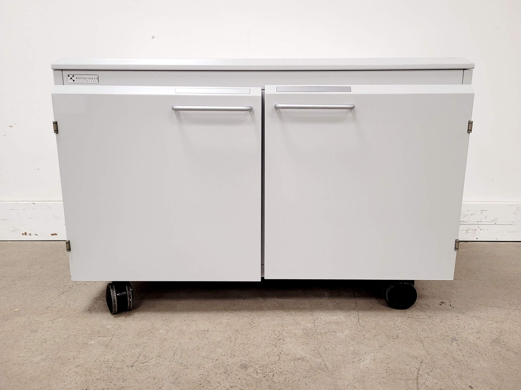 Image of Kottermann Under-Bench Storage Cabinet