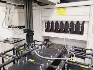 Thumbnail image of Beckman Coulter Biomek FX Liquid Handling Robot System Lab