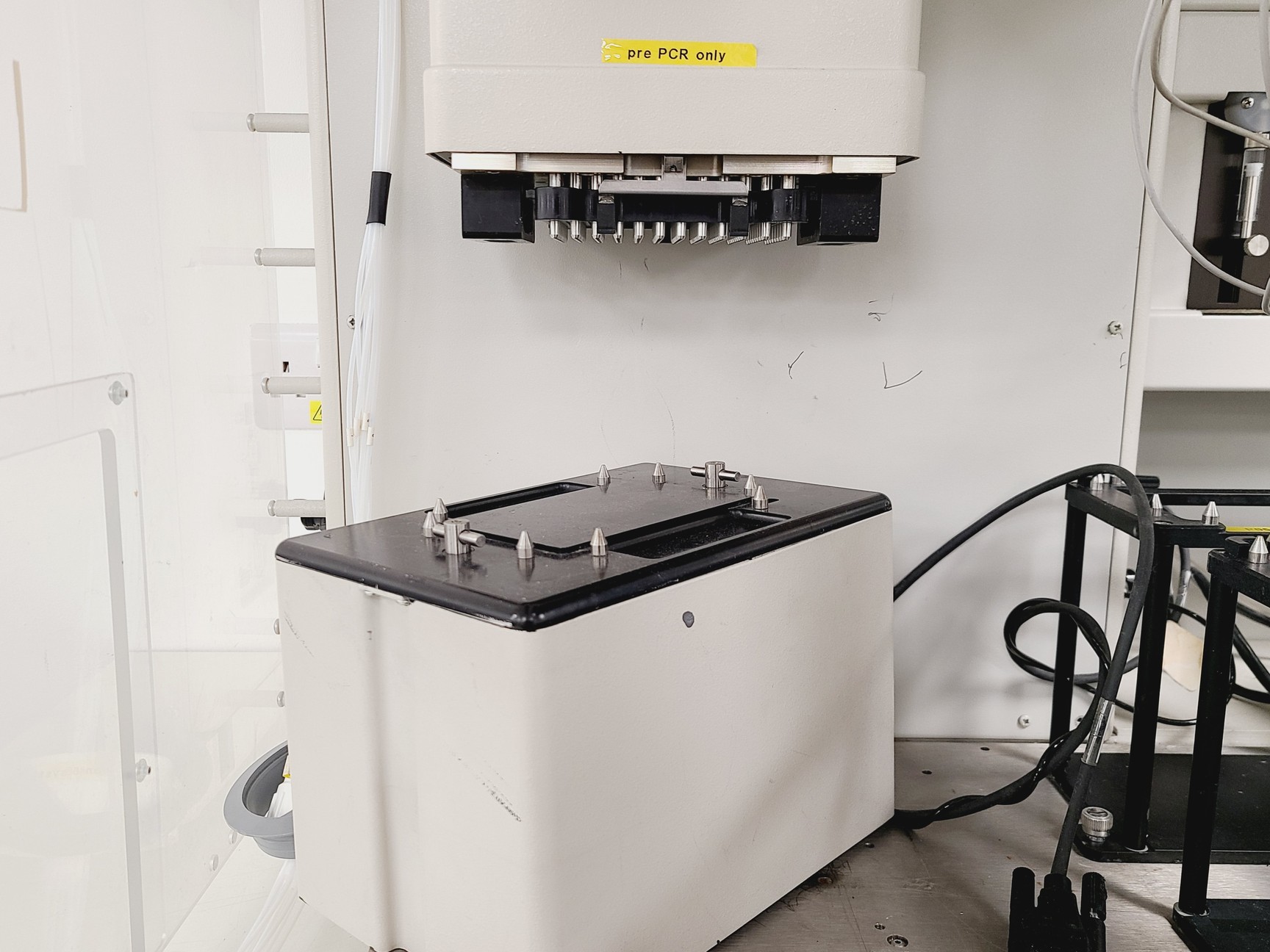 Image of Beckman Coulter Biomek FX Liquid Handling Robot System Lab