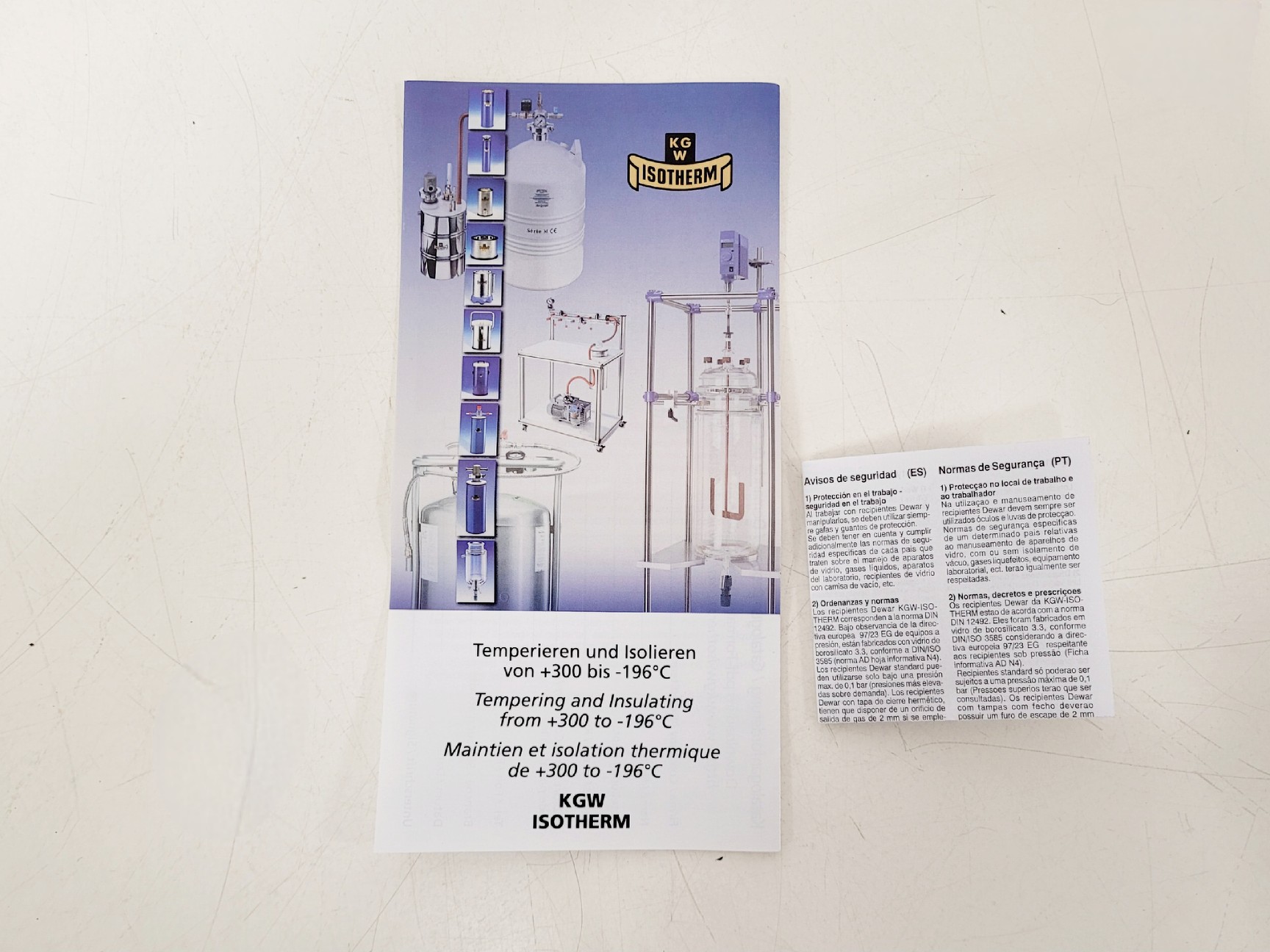 Image of Isotherm Cylindrical Dewar 30x30x70 cm Lab