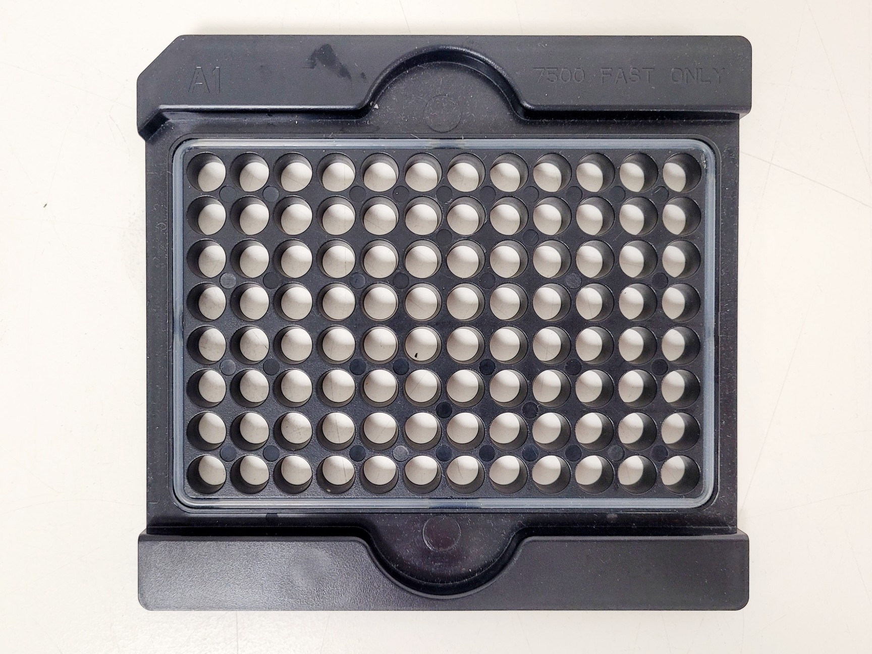 Image of Applied Biosystems 7500 Fast Real-Time PCR System