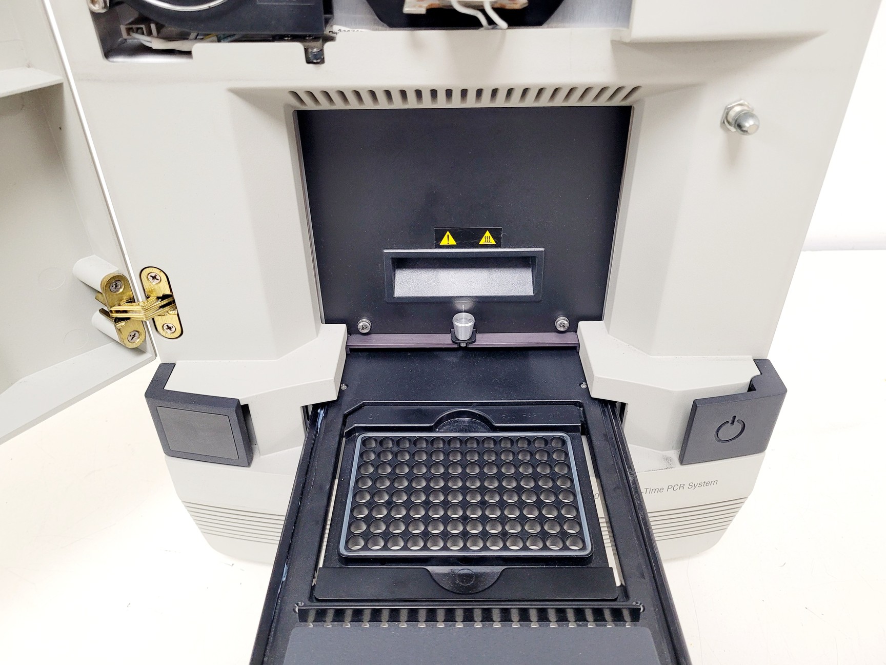 Image of Applied Biosystems 7500 Fast Real-Time PCR System