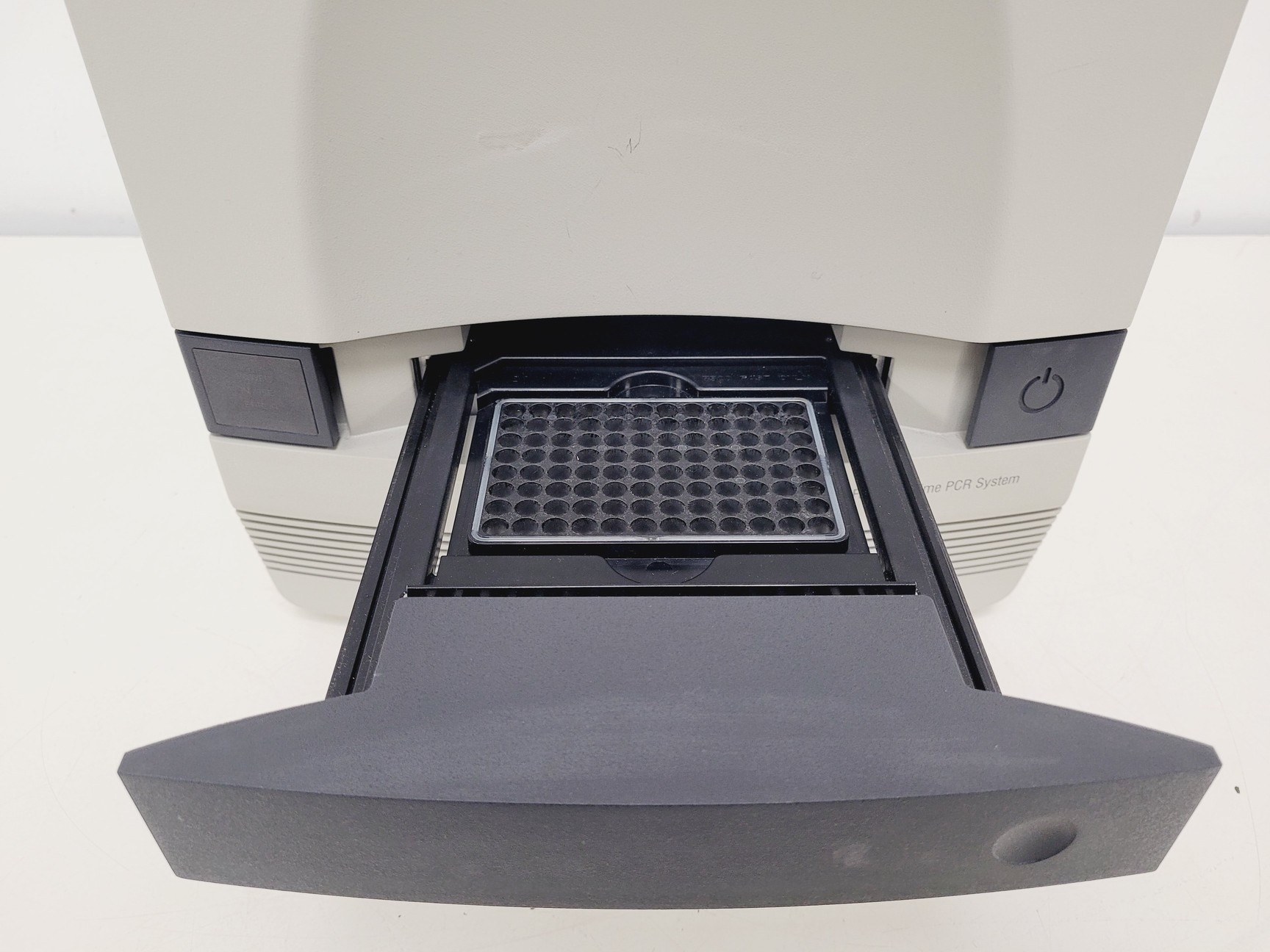 Image of Applied Biosystems 7500 Fast Real-Time PCR System