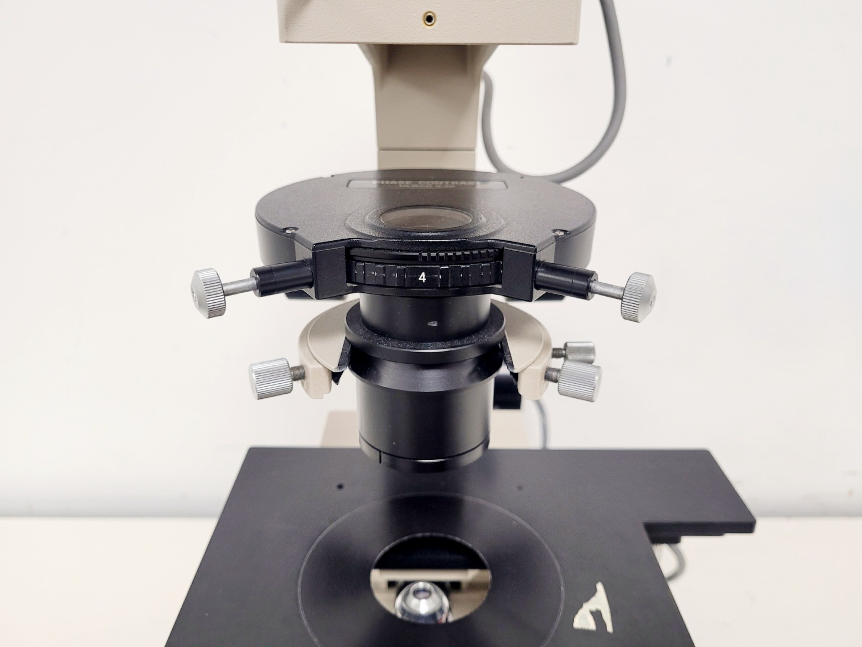 Image of Olympus IMT-2 Inverted Microscope w/ 6 x Objectives OCDPLan, SPlan, LWD