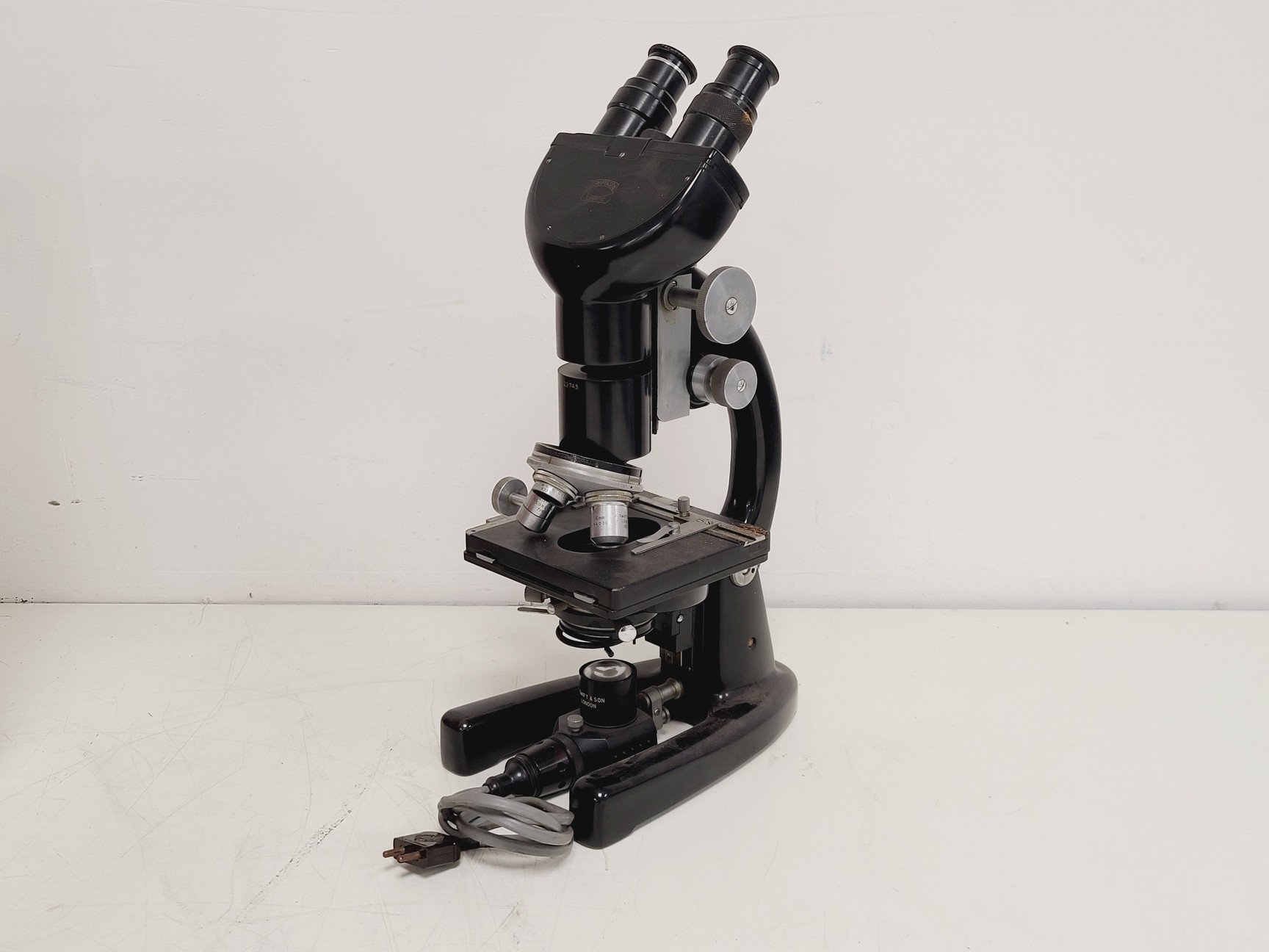 Image of Job Lot of 16 x Microscopes,  Prior,  Zeiss - Stereo Microscopes Lab