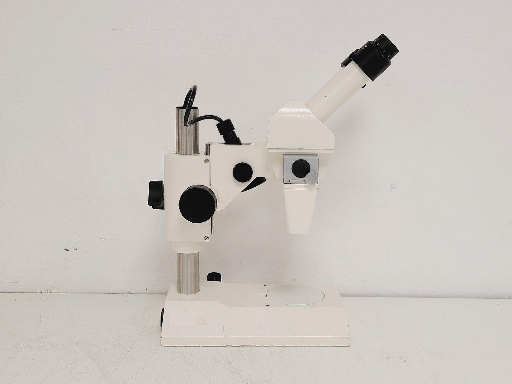 Image of Job Lot of 16 x Microscopes,  Prior,  Zeiss - Stereo Microscopes Lab