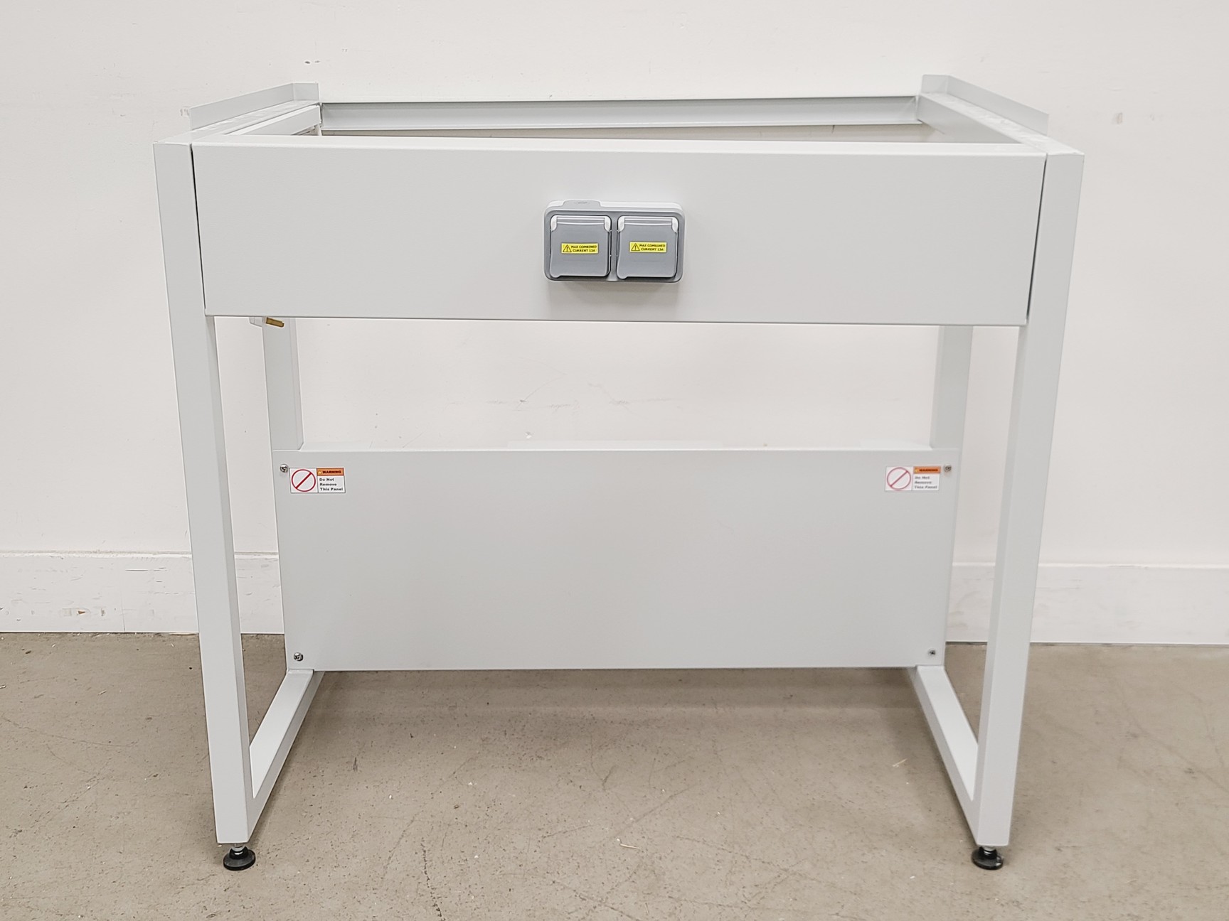 Image of Safelab Airone 1000R Fume Cabinet Lab