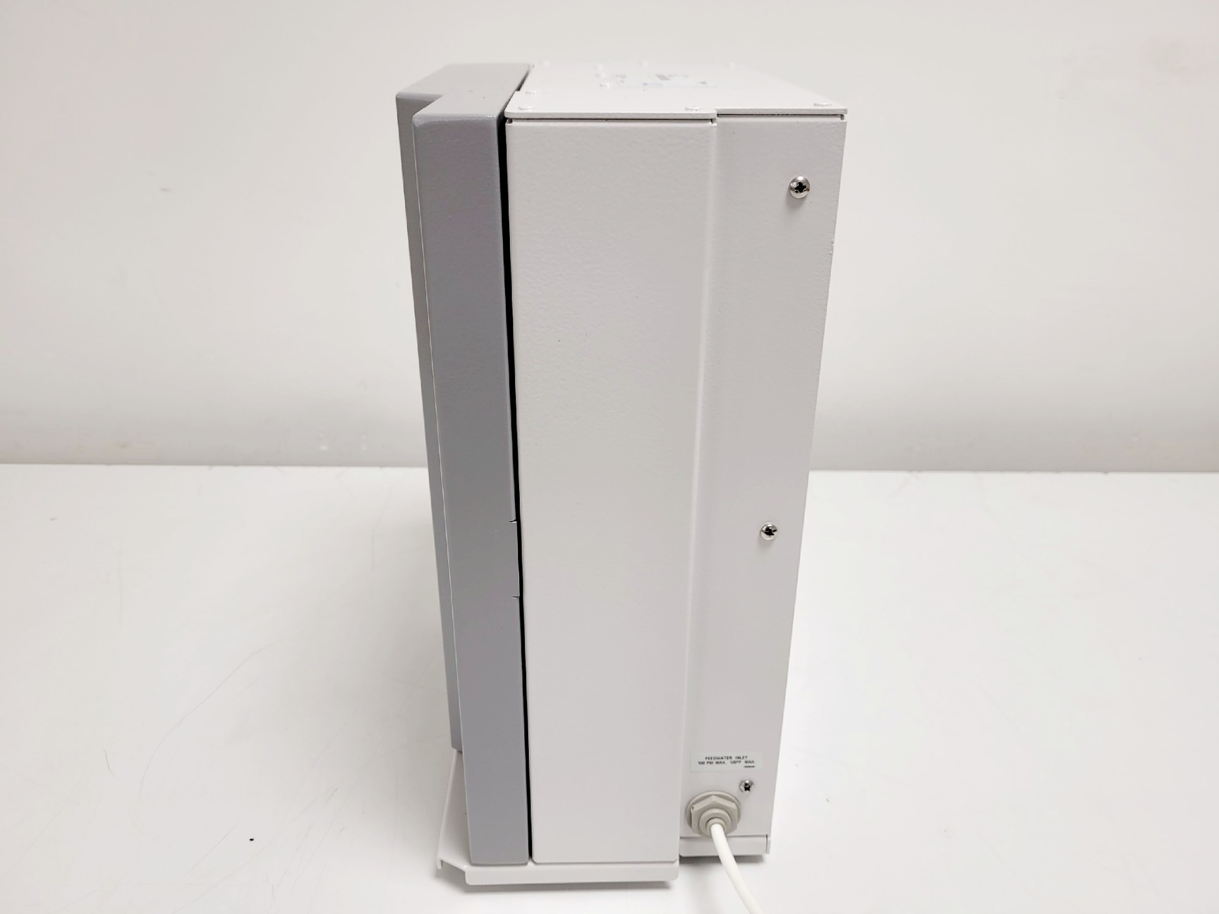 Image of Thermo Scientific Barnstead Smart2Pure Pro Water Purification System