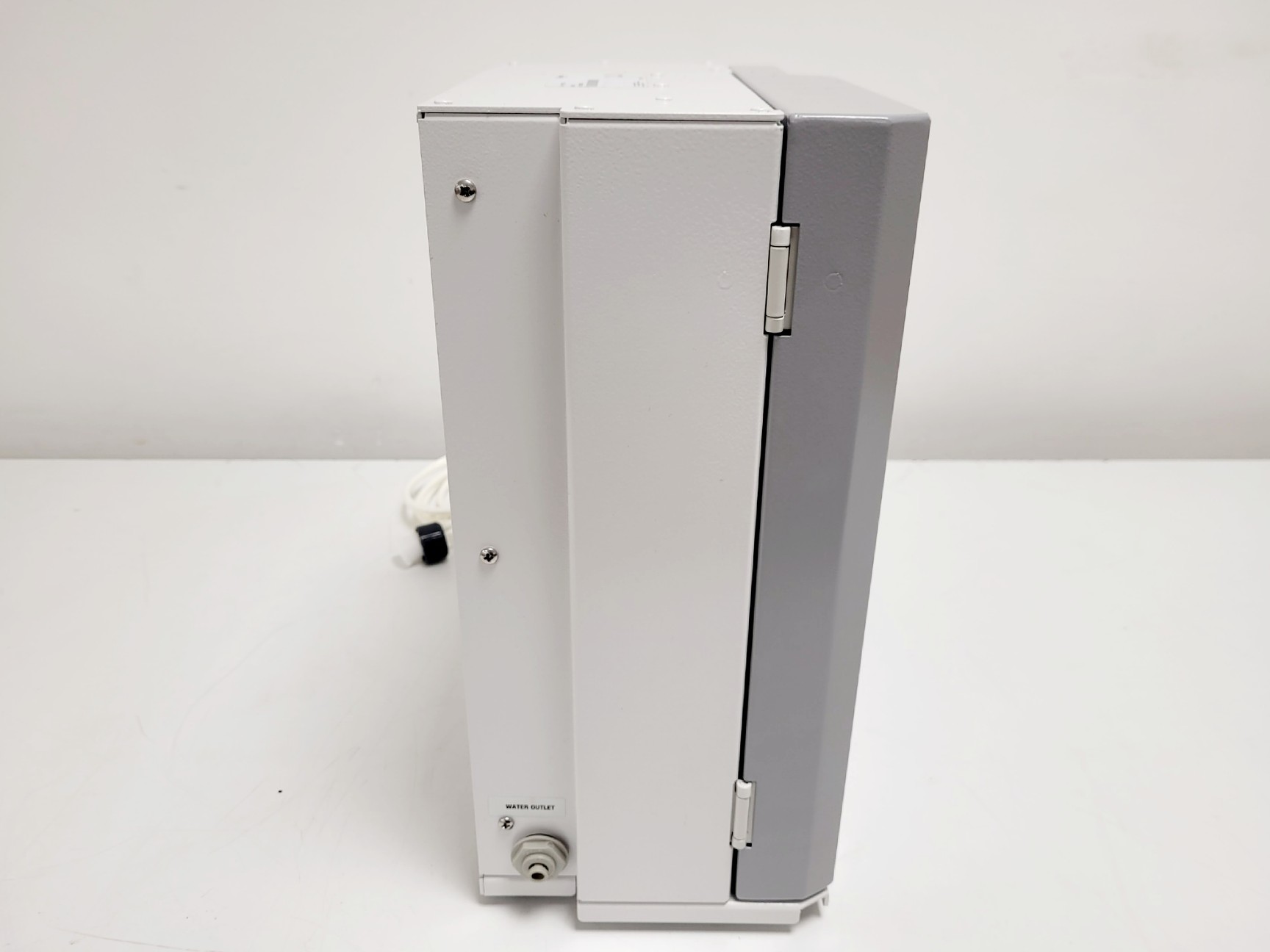 Image of Thermo Scientific Barnstead Smart2Pure Pro Water Purification System