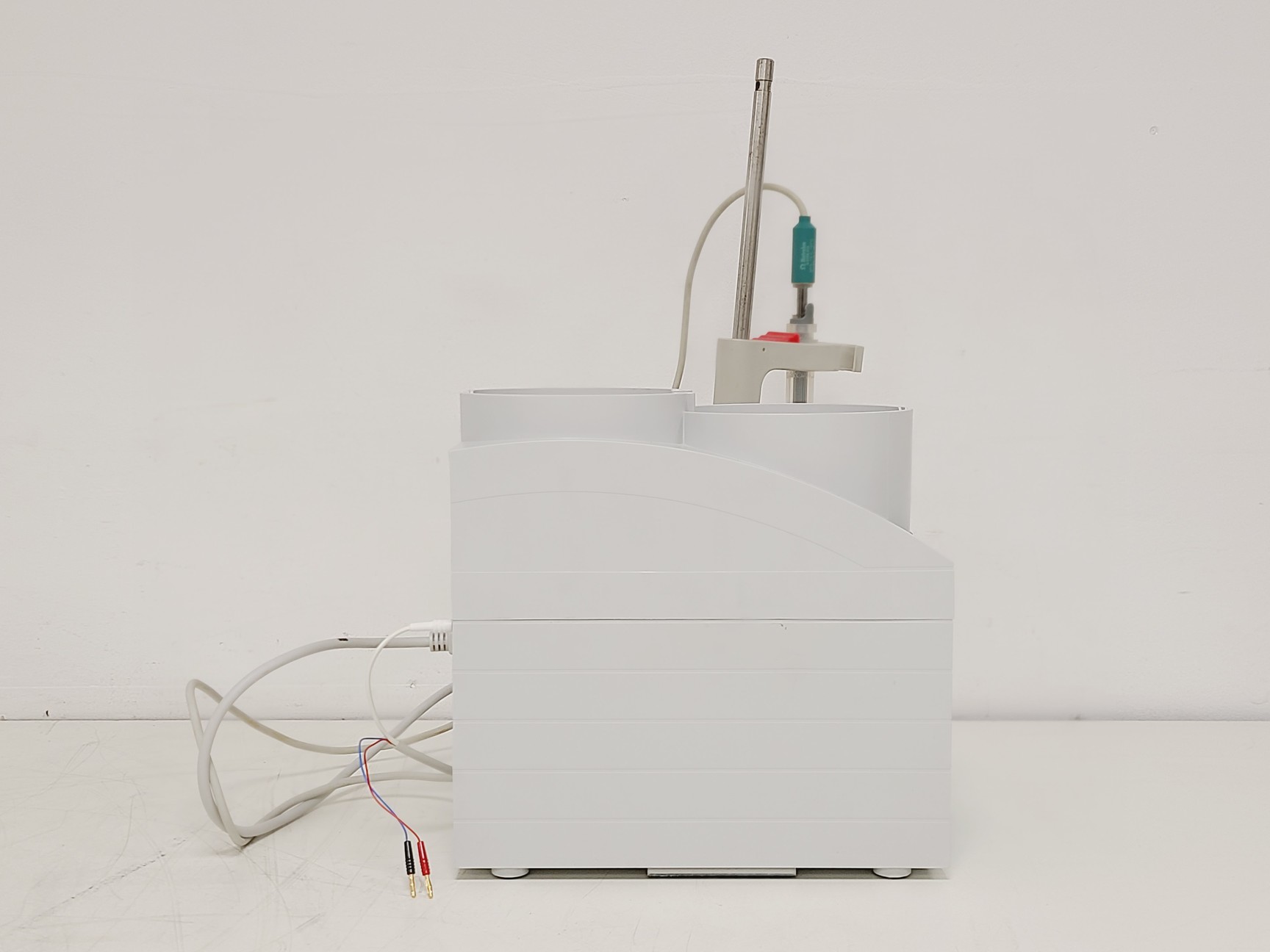 Image of Metrohm 907 Titrando High-End Tritrator, Ti Stand, 2 x 800 Dosino Lab