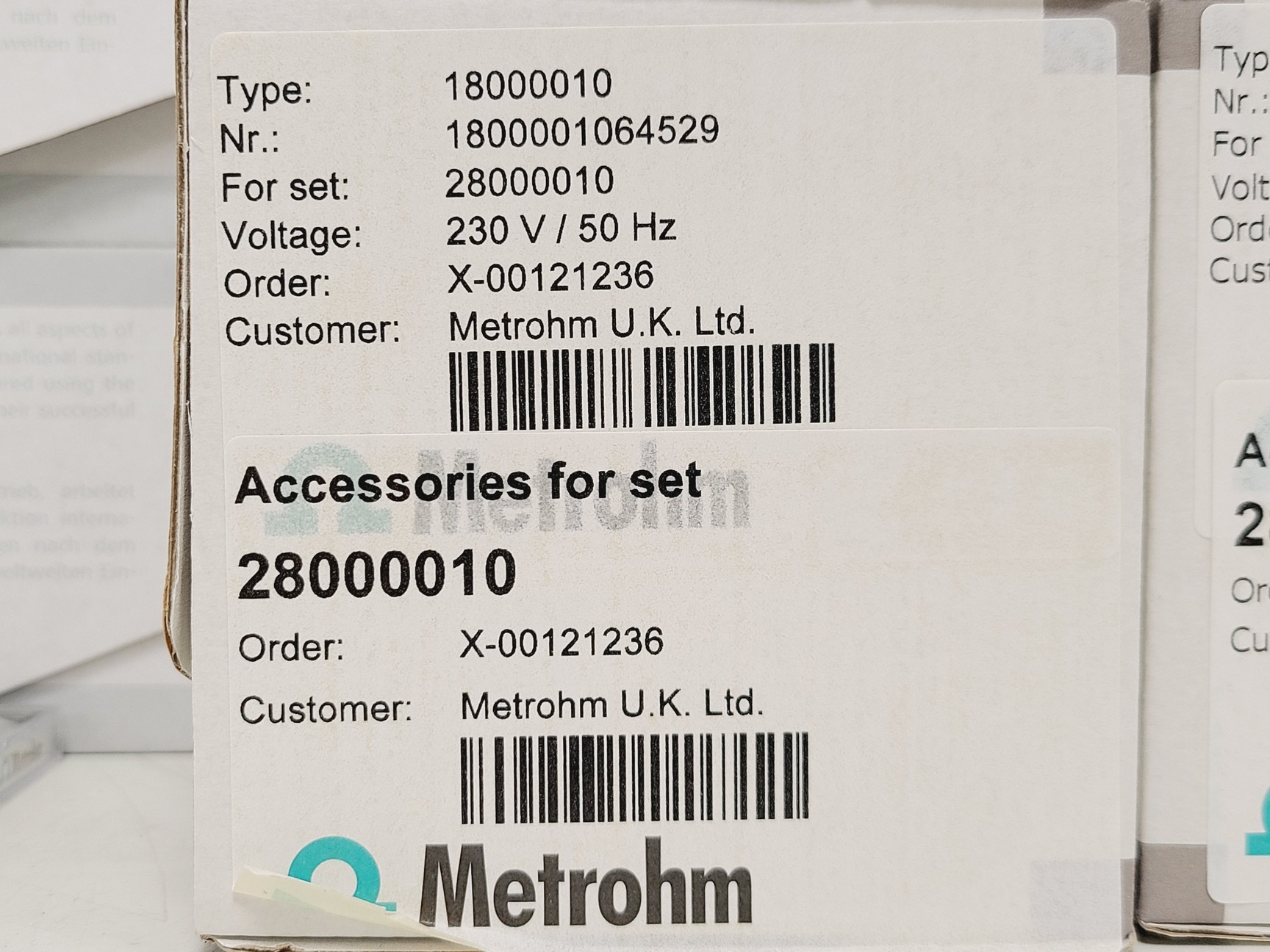 Image of Metrohm 907 Titrando High-End Tritrator, Ti Stand, 2 x 800 Dosino Lab