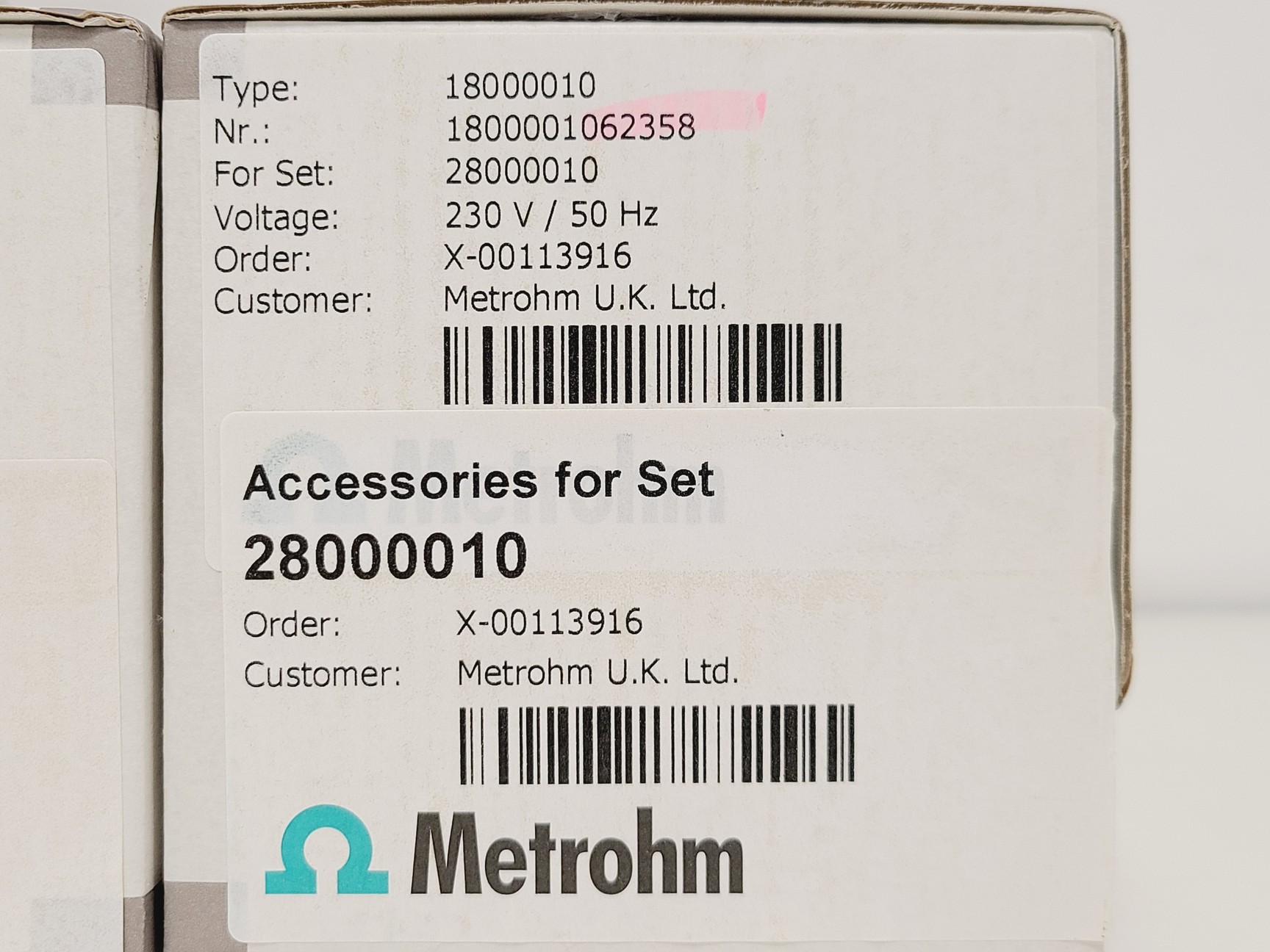 Image of Metrohm 907 Titrando High-End Tritrator, Ti Stand, 2 x 800 Dosino Lab