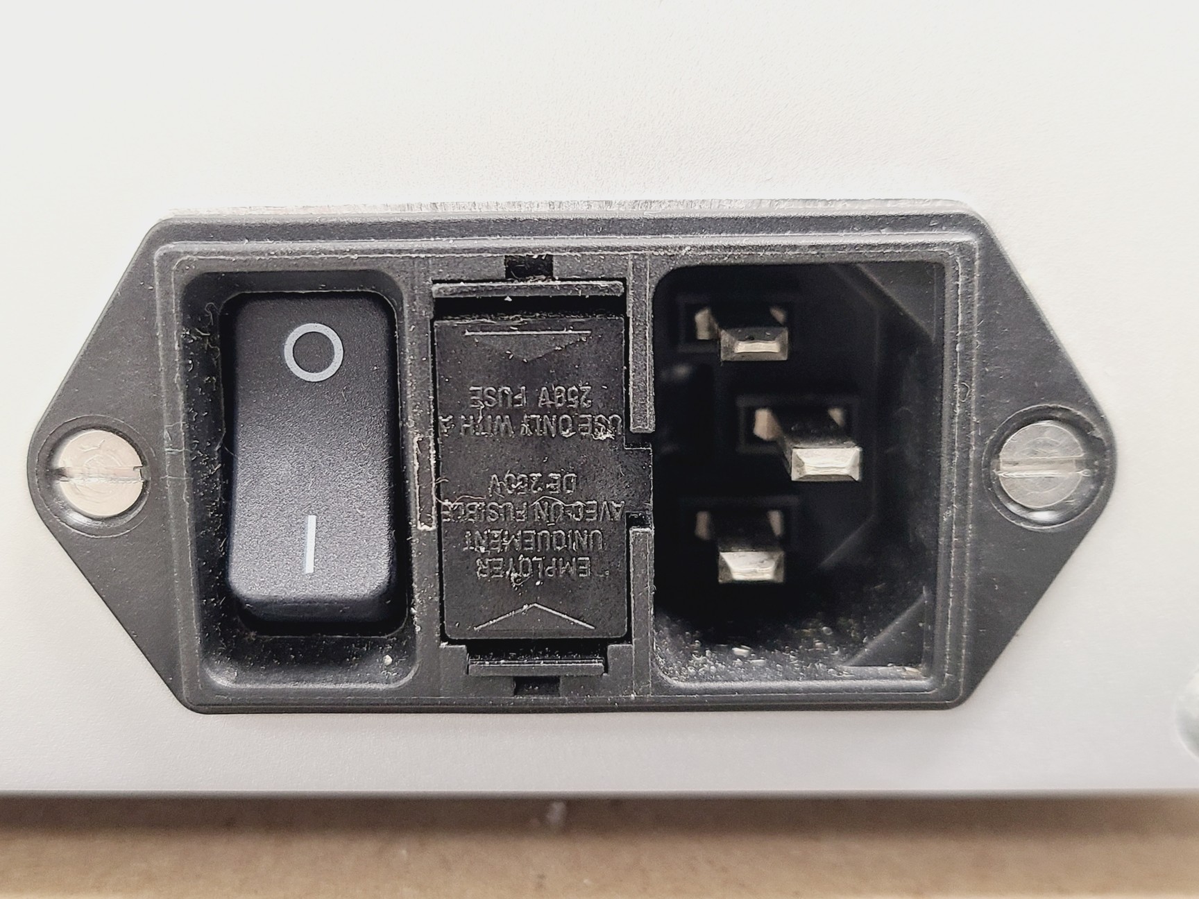 Image of Well Diamond Wire Saw Model 3400