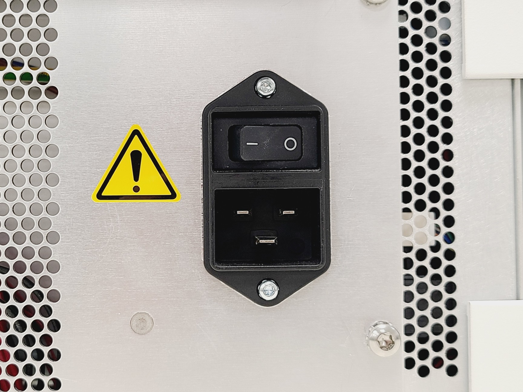 Image of Illumina NextSeq 500 DNA Sequencer
