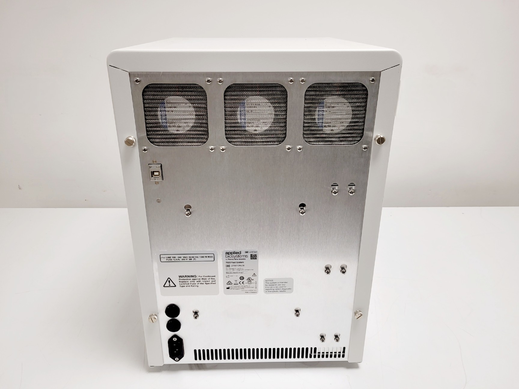 Image of Applied Biosystems 7500 Fast Real-Time PCR Machine w/ Laptop & Software 