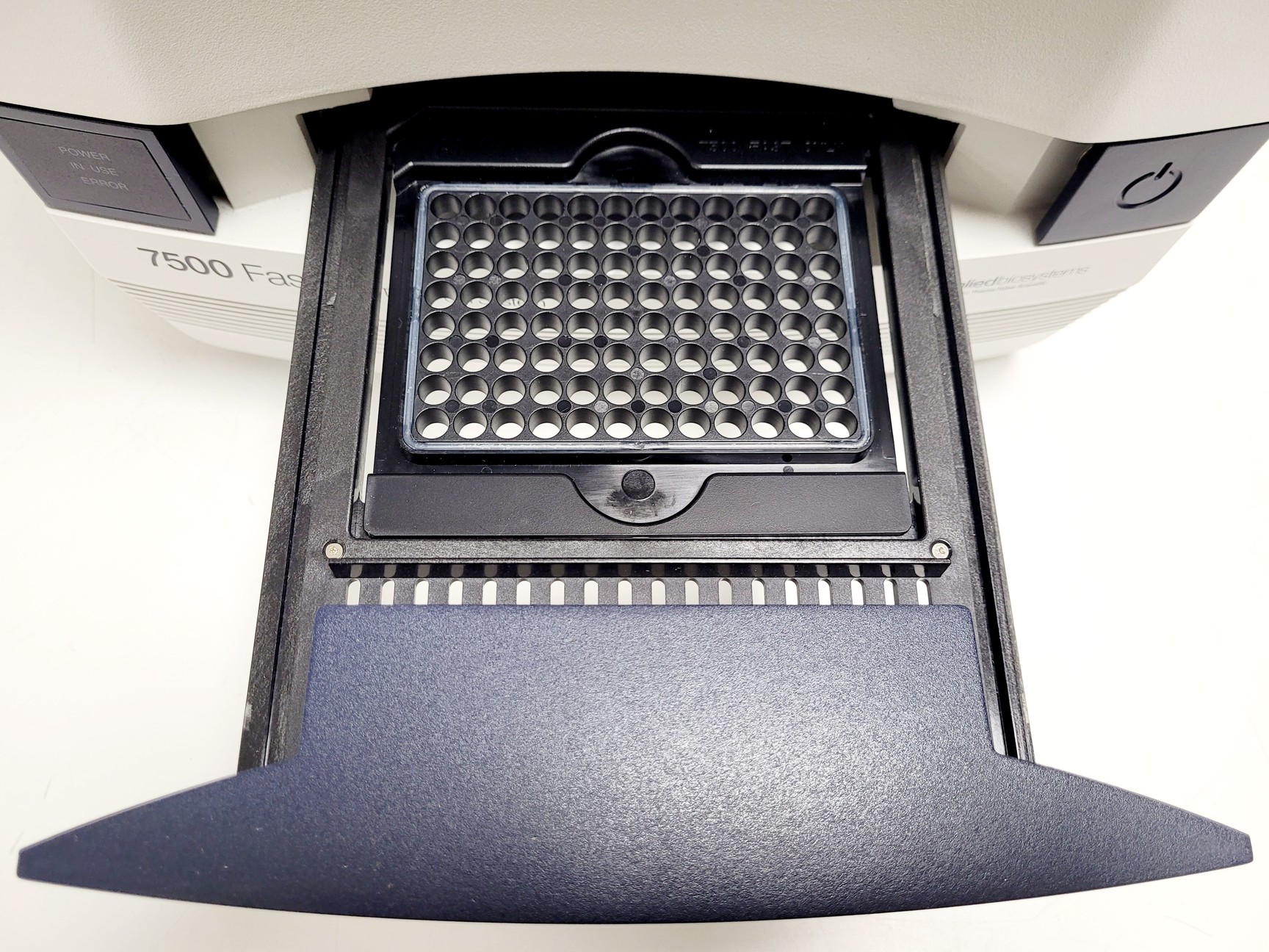 Image of Applied Biosystems 7500 Fast Real-Time PCR Machine 2020