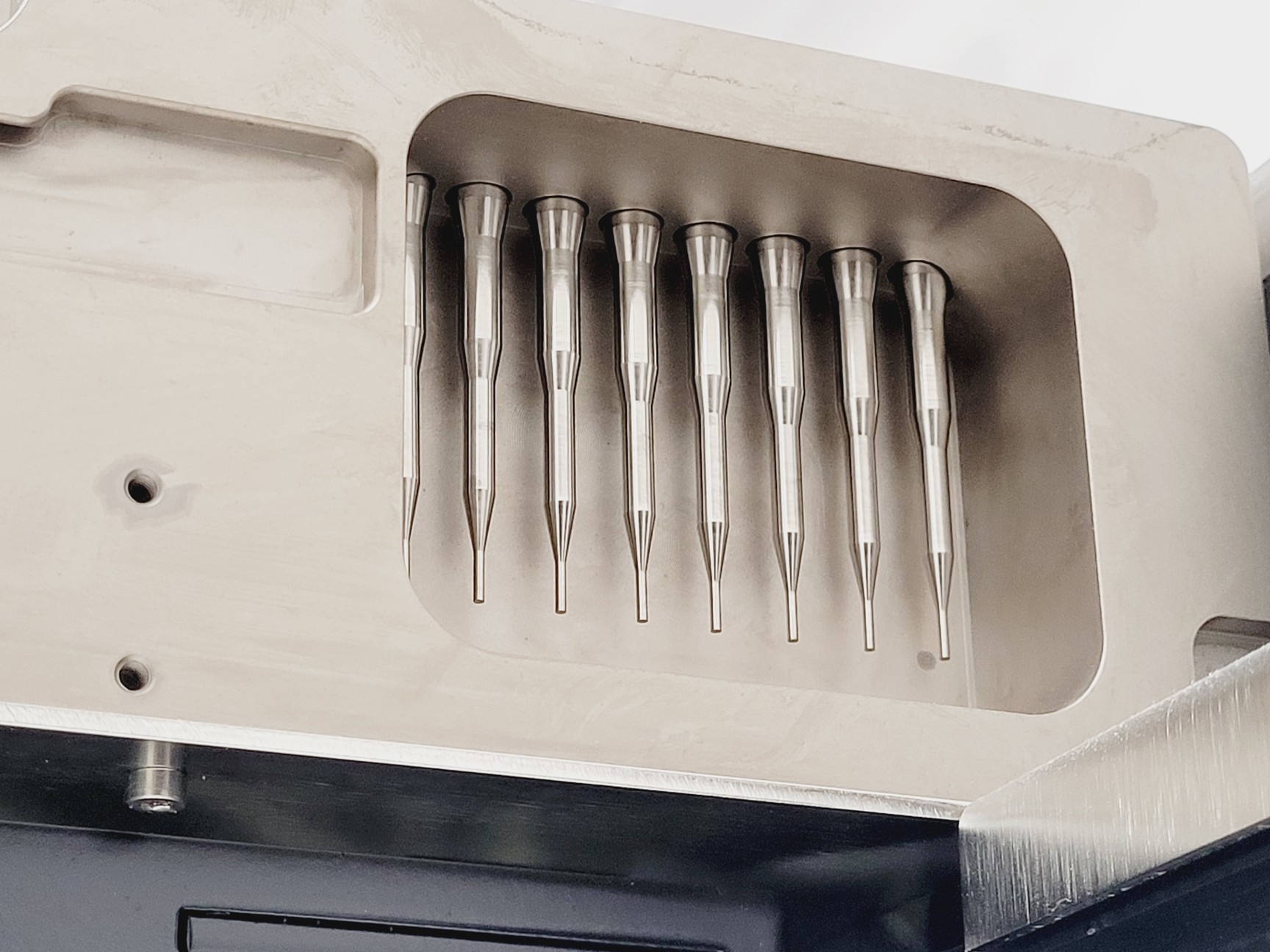 Image of Hamilton Microlab STAR M Liquid Handler System SPAN-8 CO-RE 96 (2020)