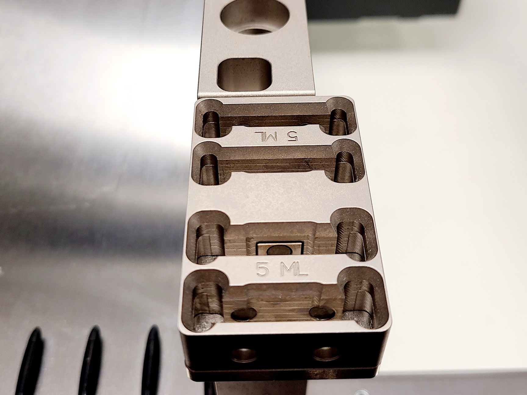 Image of Hamilton Microlab Star M Liquid Handler System 2020 SPAN-8 CO-RE 96 Lab