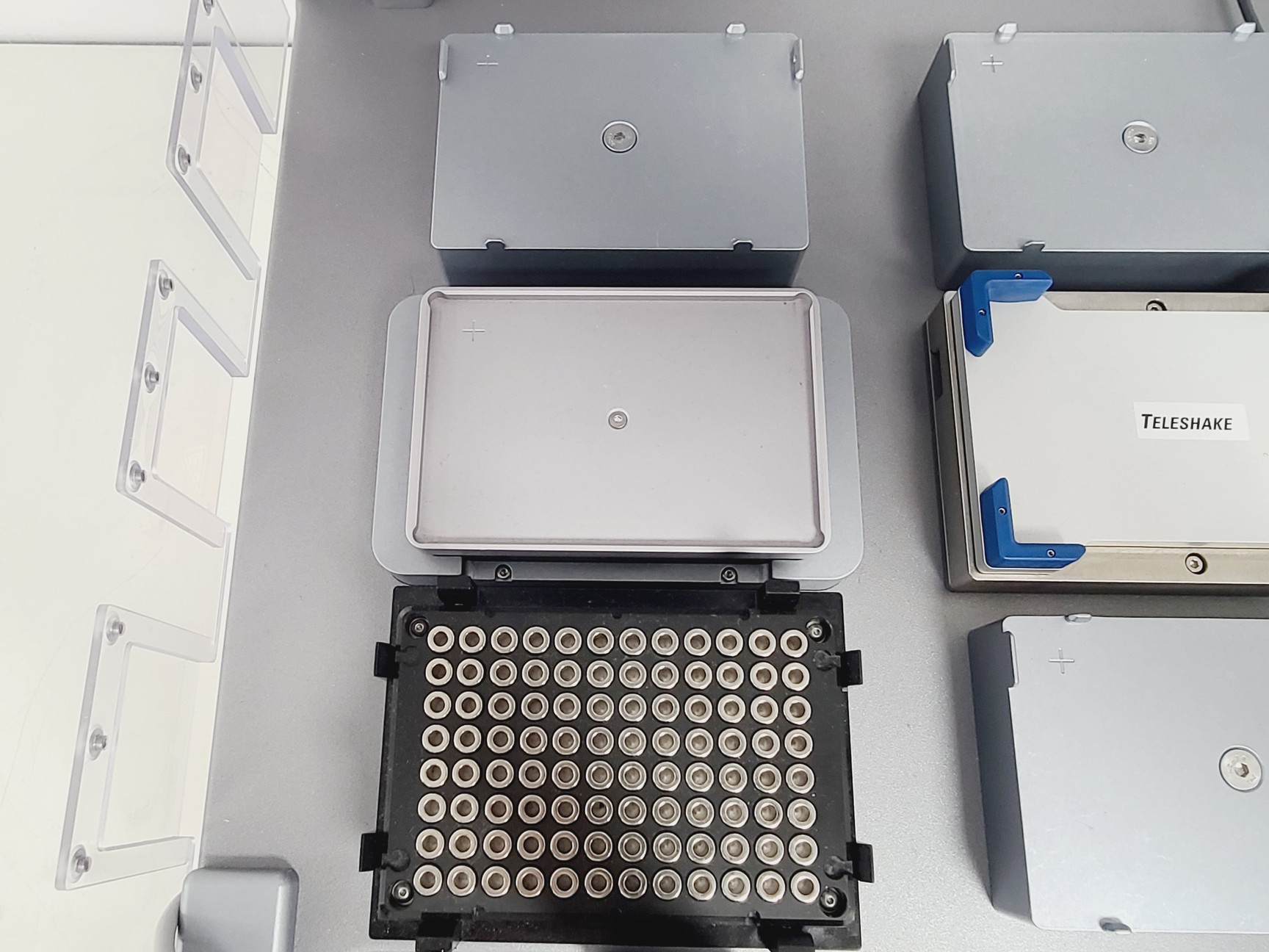 Image of Agilent Bravo Liquid Handling System w/ BenchCel 4R, Labware Minihub and More