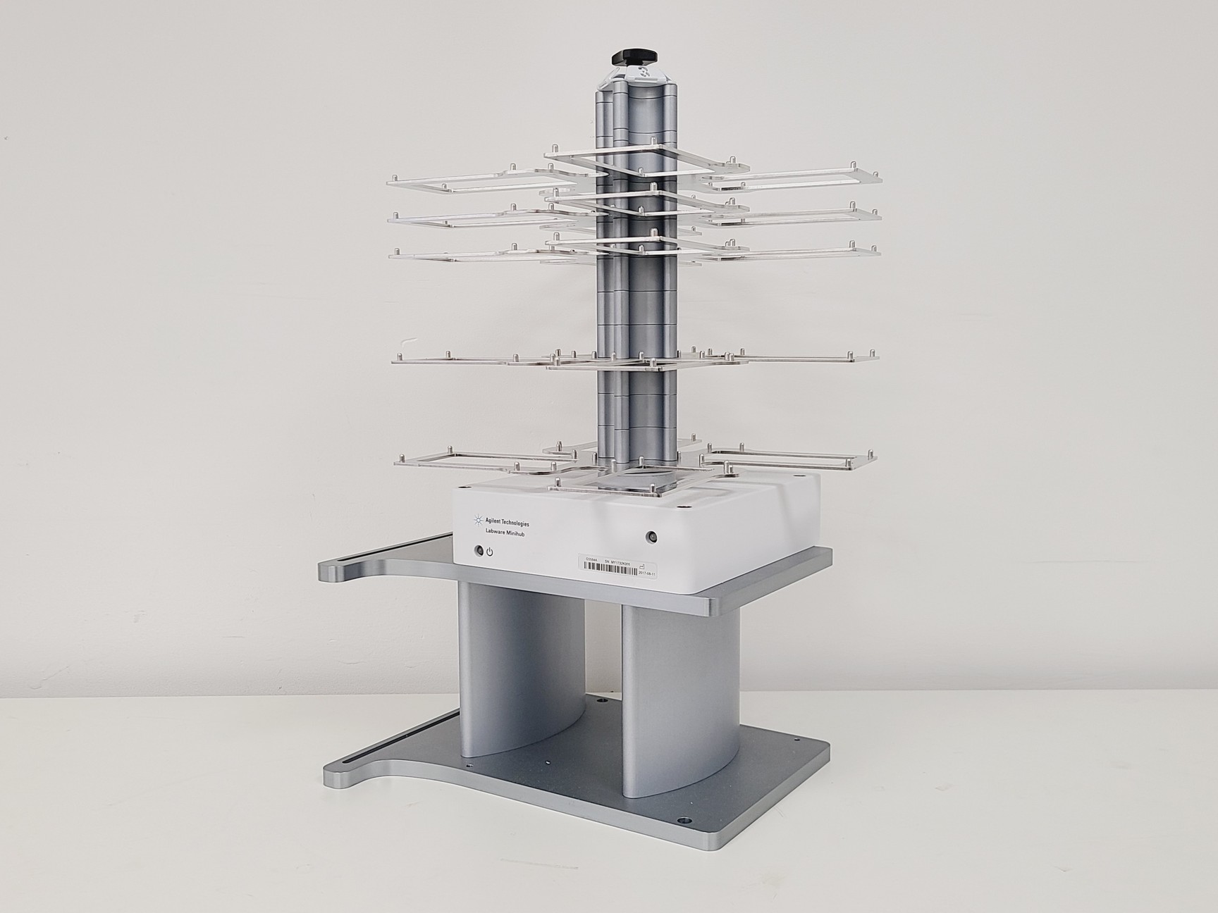 Image of Agilent Bravo Liquid Handling System w/ BenchCel 4R, Labware Minihub and More