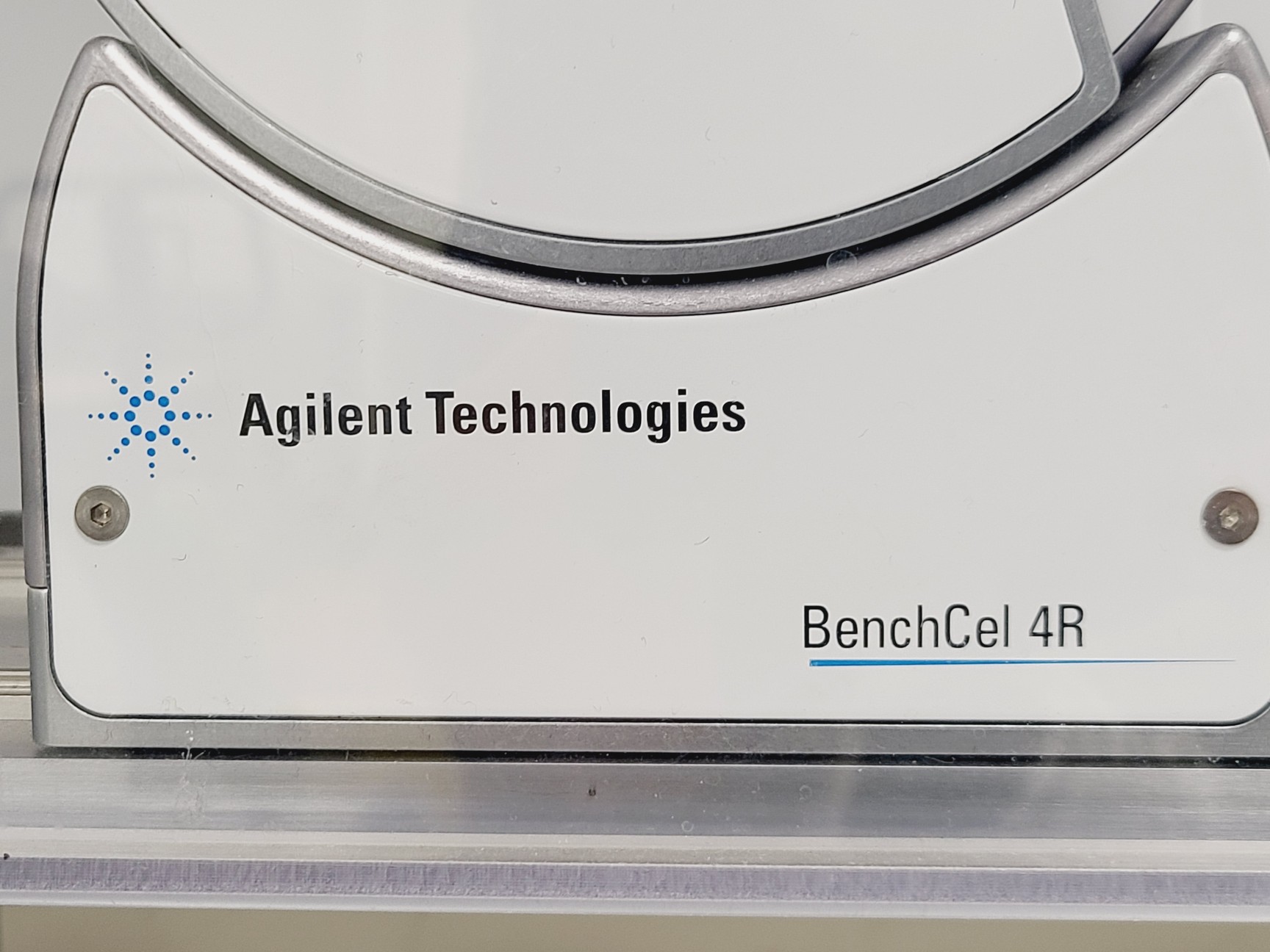 Image of Agilent Bravo Liquid Handling System w/ BenchCel 4R, Labware Minihub and More
