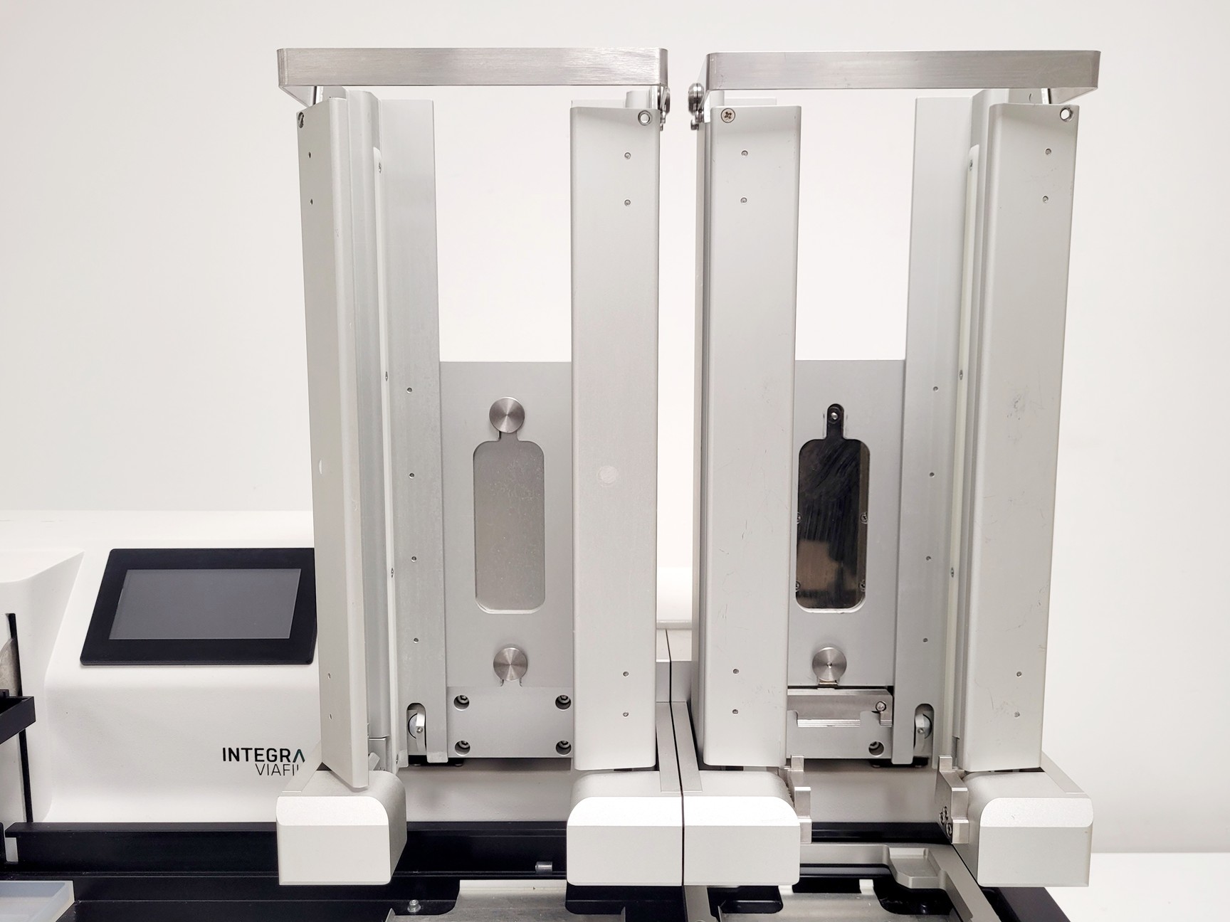 Image of Integra Viafill Dispenser & Stacker w/ 2 x Plate Stacker Short Chimneys 