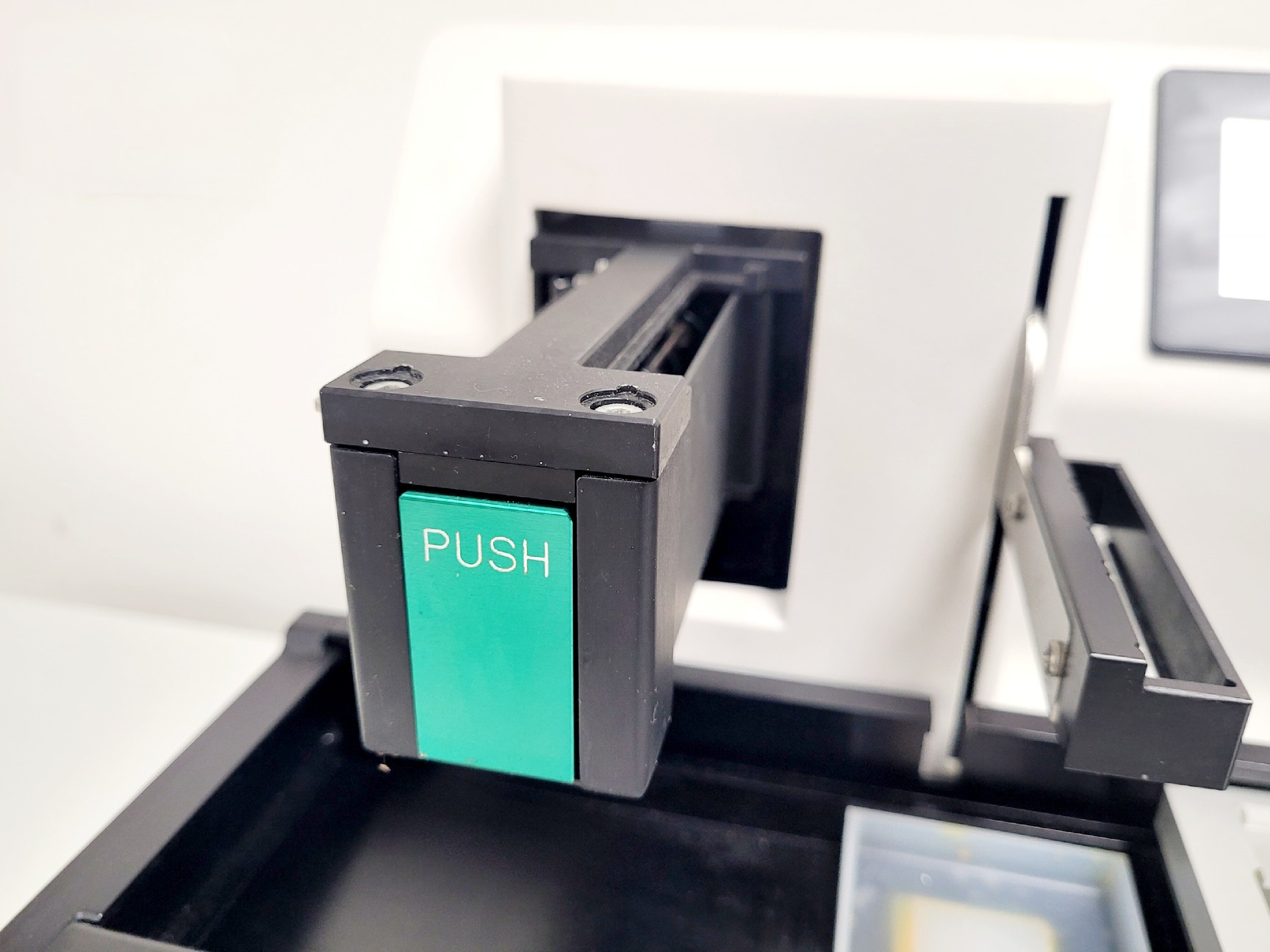 Image of Integra Viafill Dispenser & Stacker Automatic Dispenser Lab