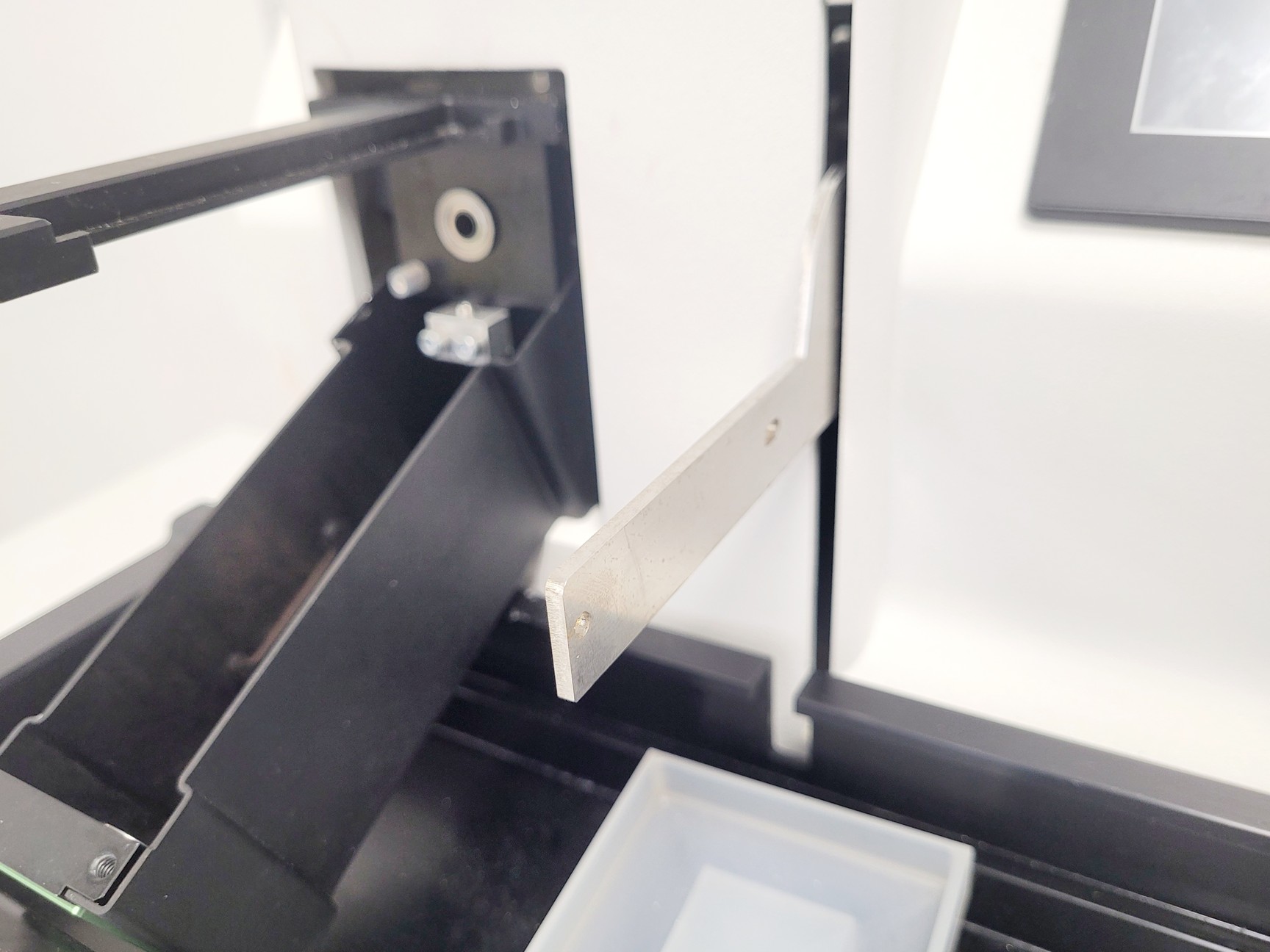 Viafill Integra Viafill Rapid Reagent Dispenser & Stacker Lab