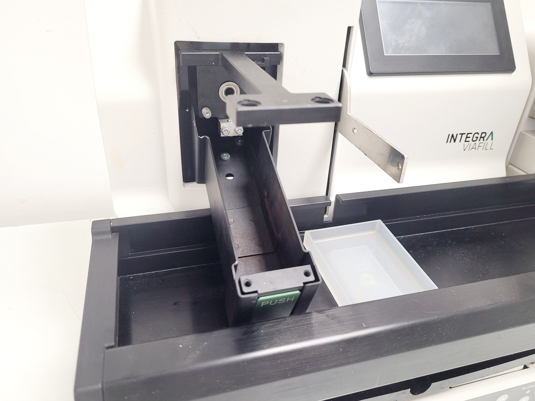 Viafill Integra Viafill Rapid Reagent Dispenser & Stacker Lab