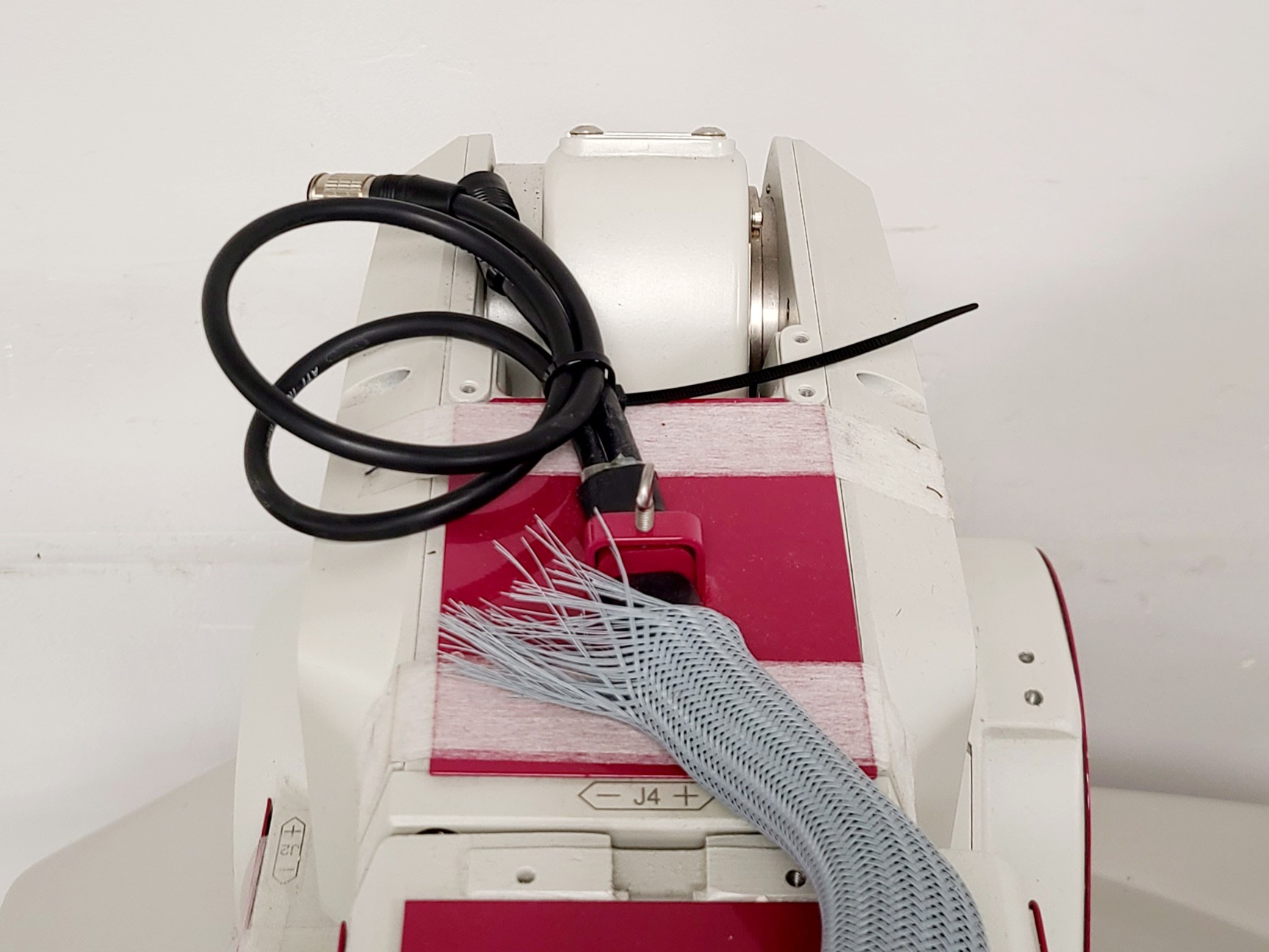Image of Medtech ROSA Robotised Stereotactic Assistant 