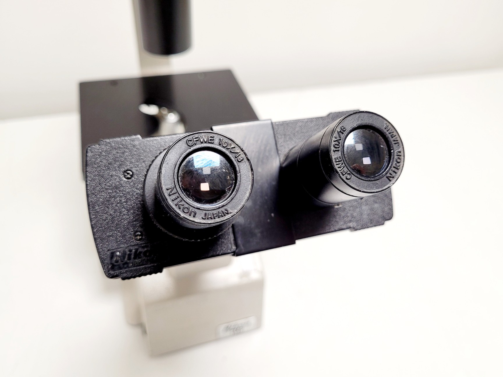Image of Nikon TMS Inverted Microscope w/ 3 x Objectives 