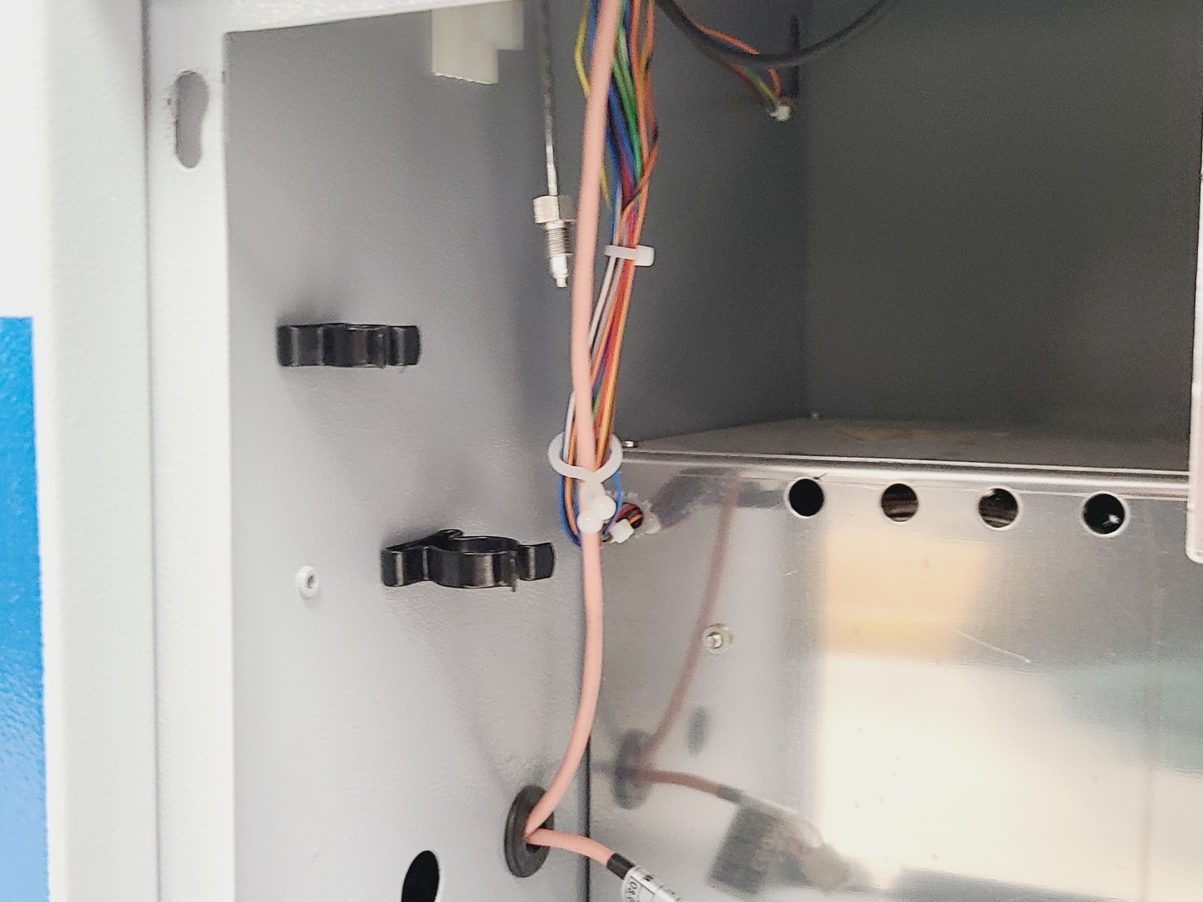 Image of Costech Instruments Elemental Combustion System Model 4010 Lab