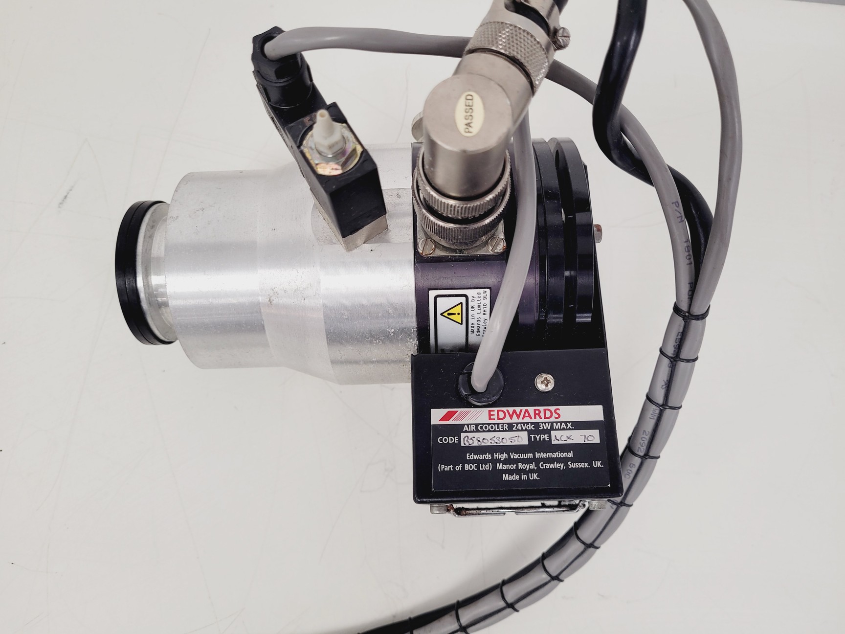 Image of Edwards Std Exchange EXT70 DN40NW, with Air Cooler ACX70 and controller