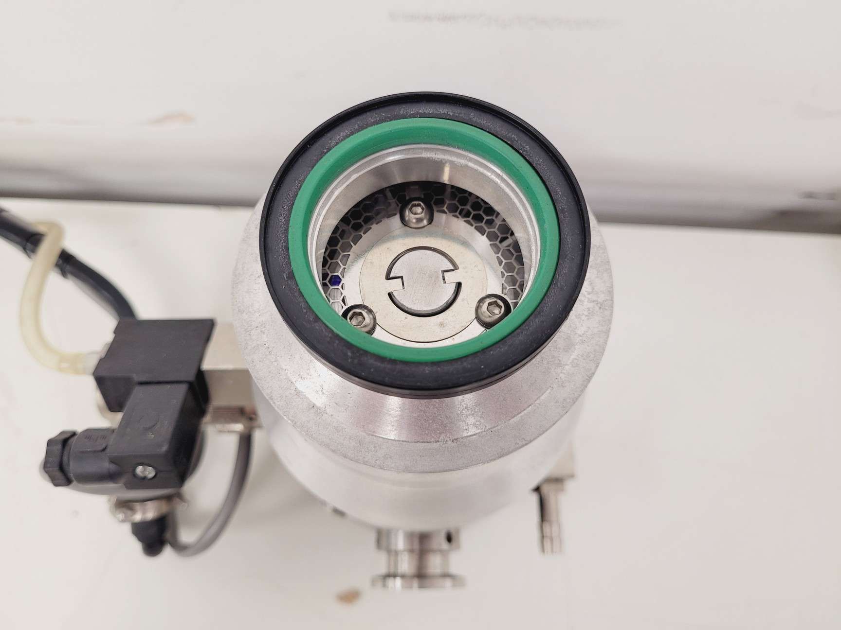 Image of Edwards Std Exchange EXT70 DN40NW, with Air Cooler ACX70 and controller