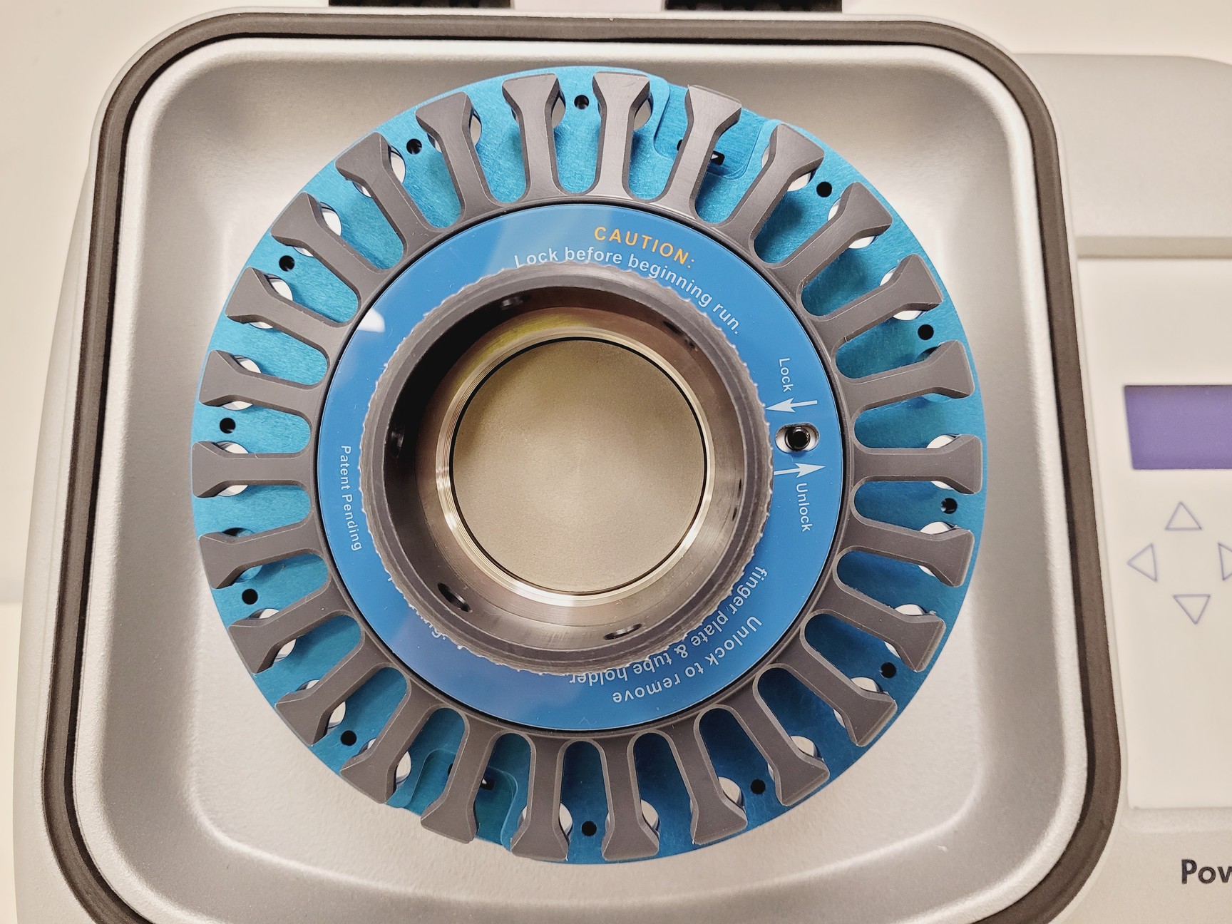 Image of Qiagen Powerlyzer 24 Homogeniser Lab