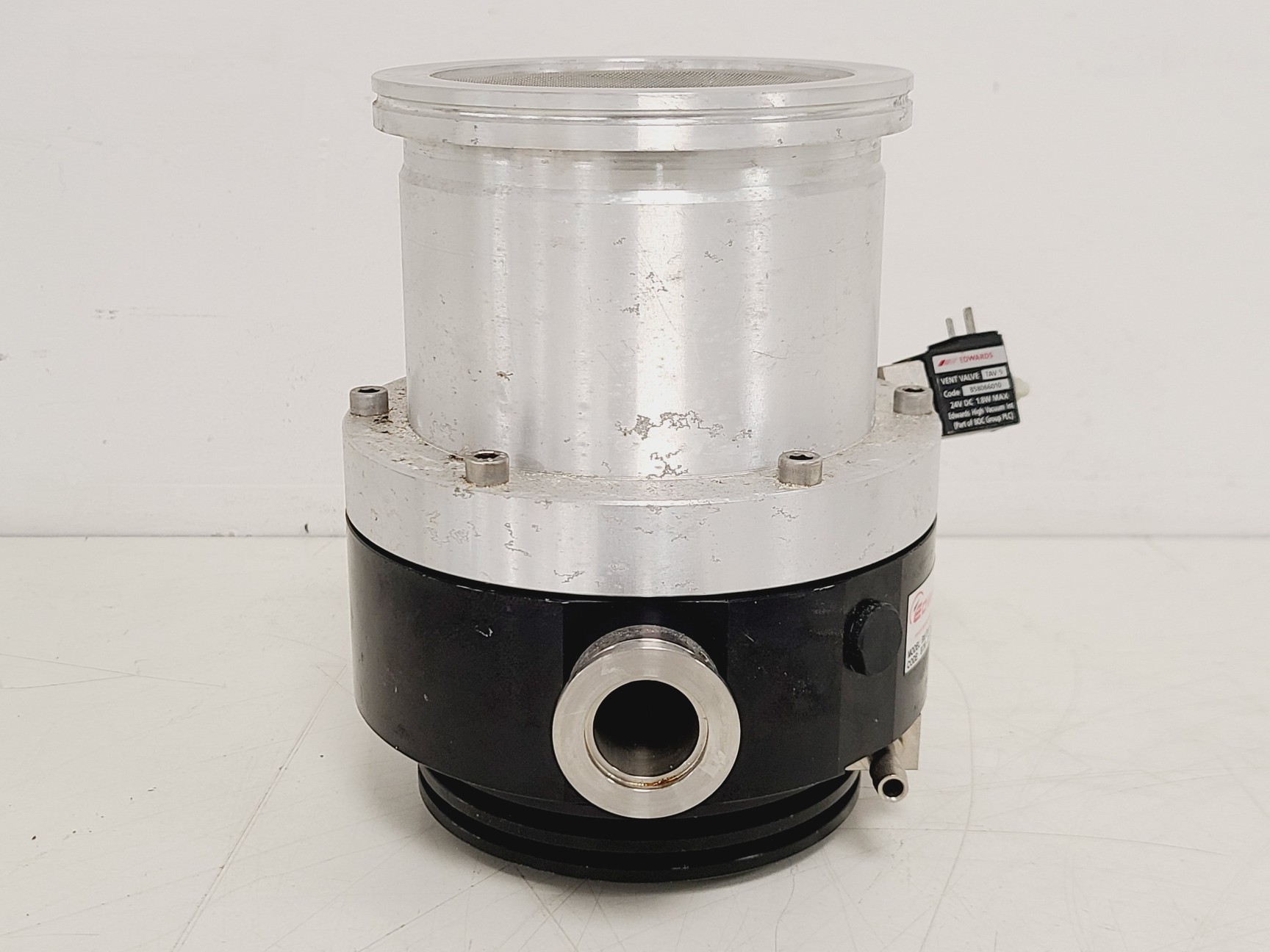 Image of Edwards Std Exchange EXT250 DN100 ISO-K and Controller