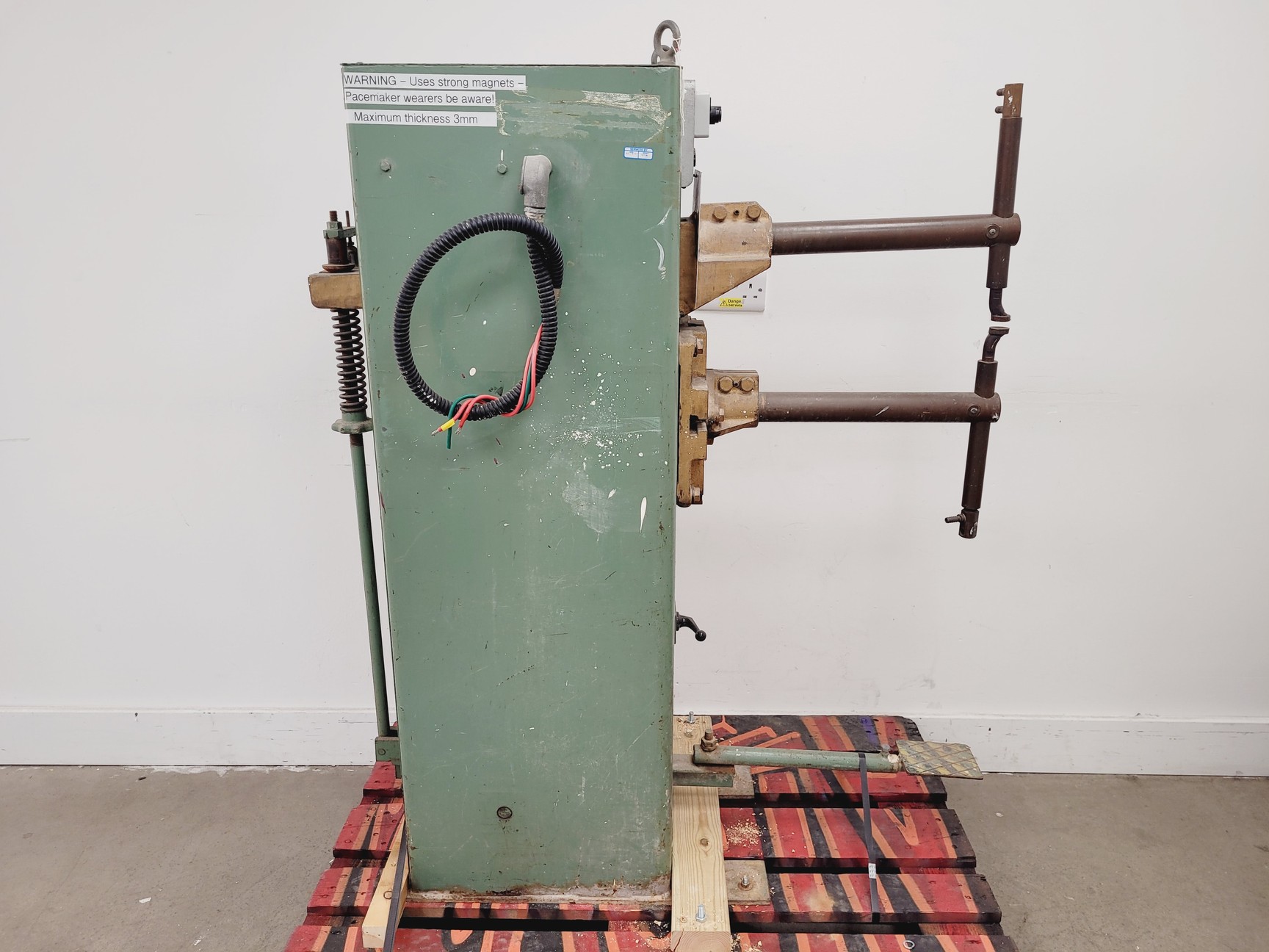 Image of British Federal 17kva Spot Welder
