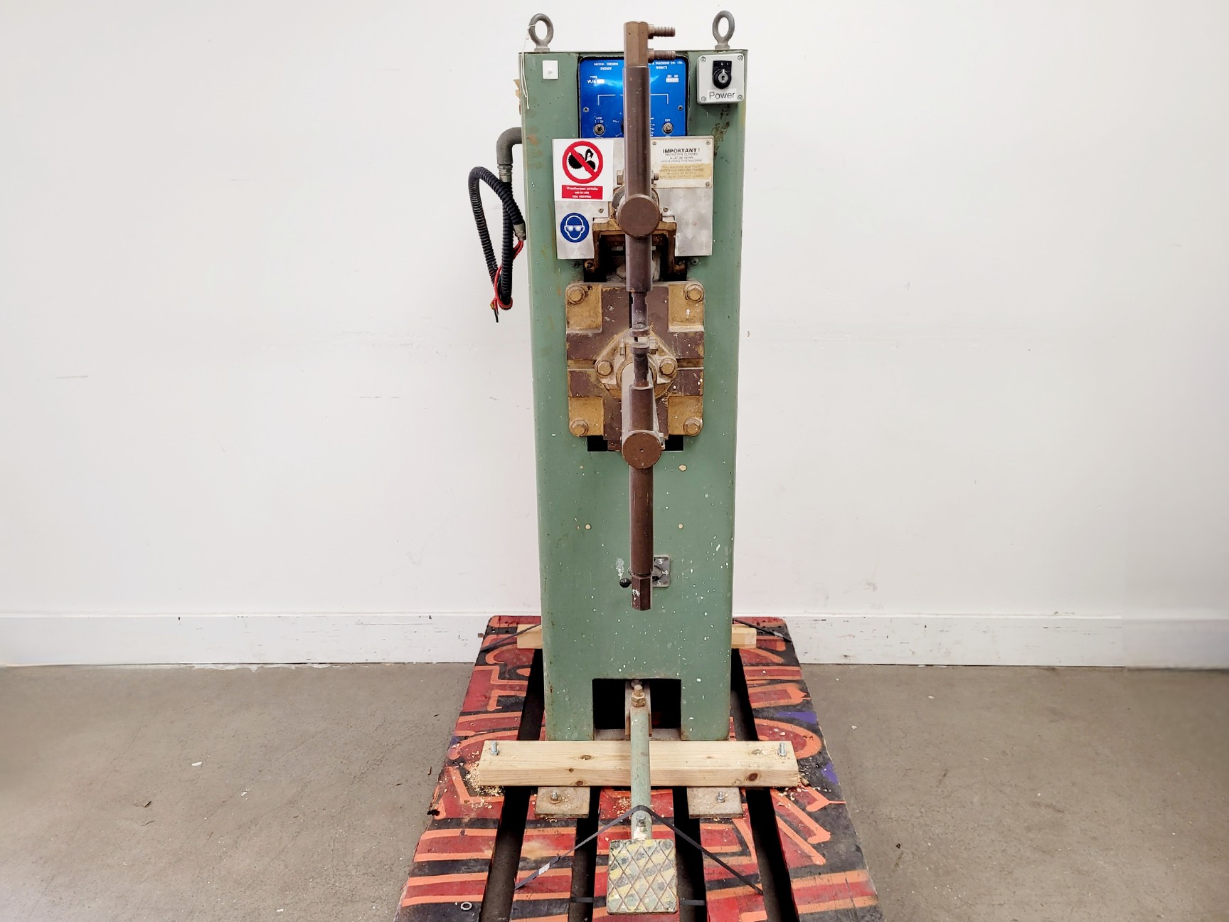 Image of British Federal 17kva Spot Welder