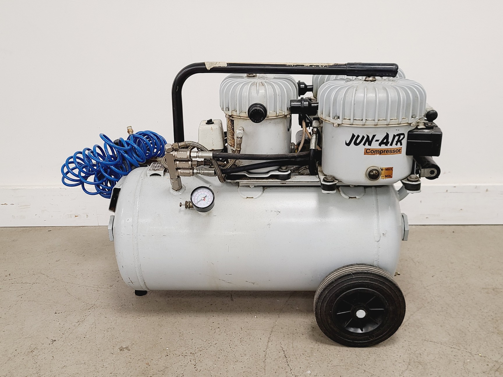 Image of Jun-Air 72437 Model 6 Compressor 50L