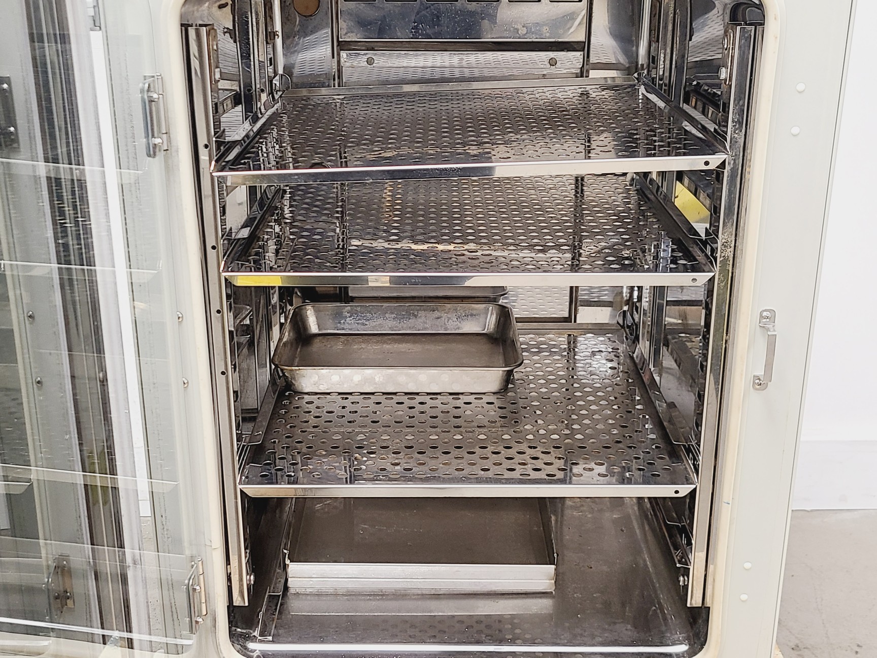 Image of Sanyo MCO-19AIC (UV) CO2 Incubator